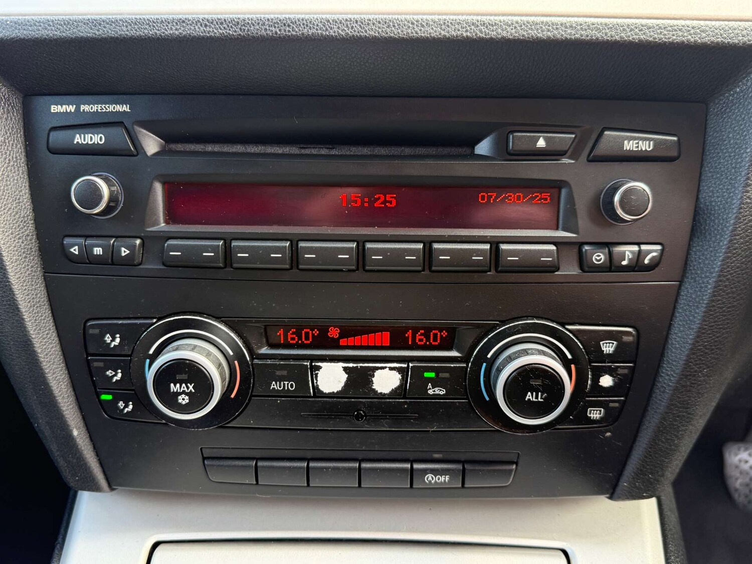 Used BMW 3 Series 2010 for sale - 76005294: Photo 47