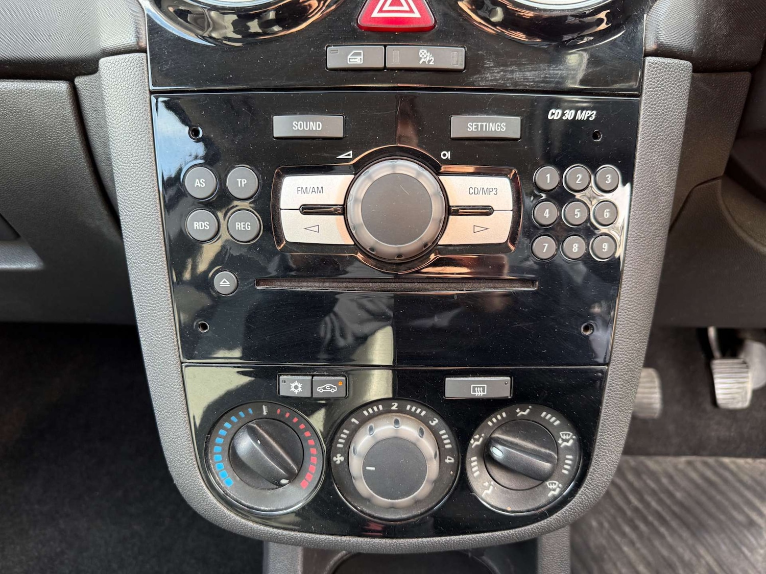 Used Vauxhall Corsa 2008 for sale - 78000705: Photo 42