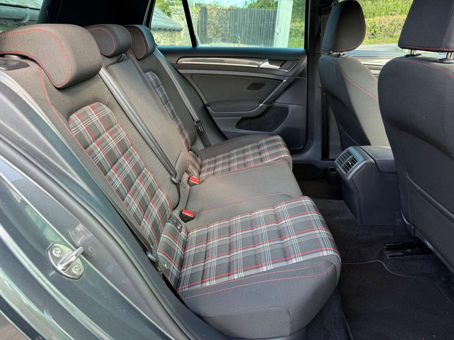 Used Volkswagen Golf 2018 for sale - 76068175: Photo 18