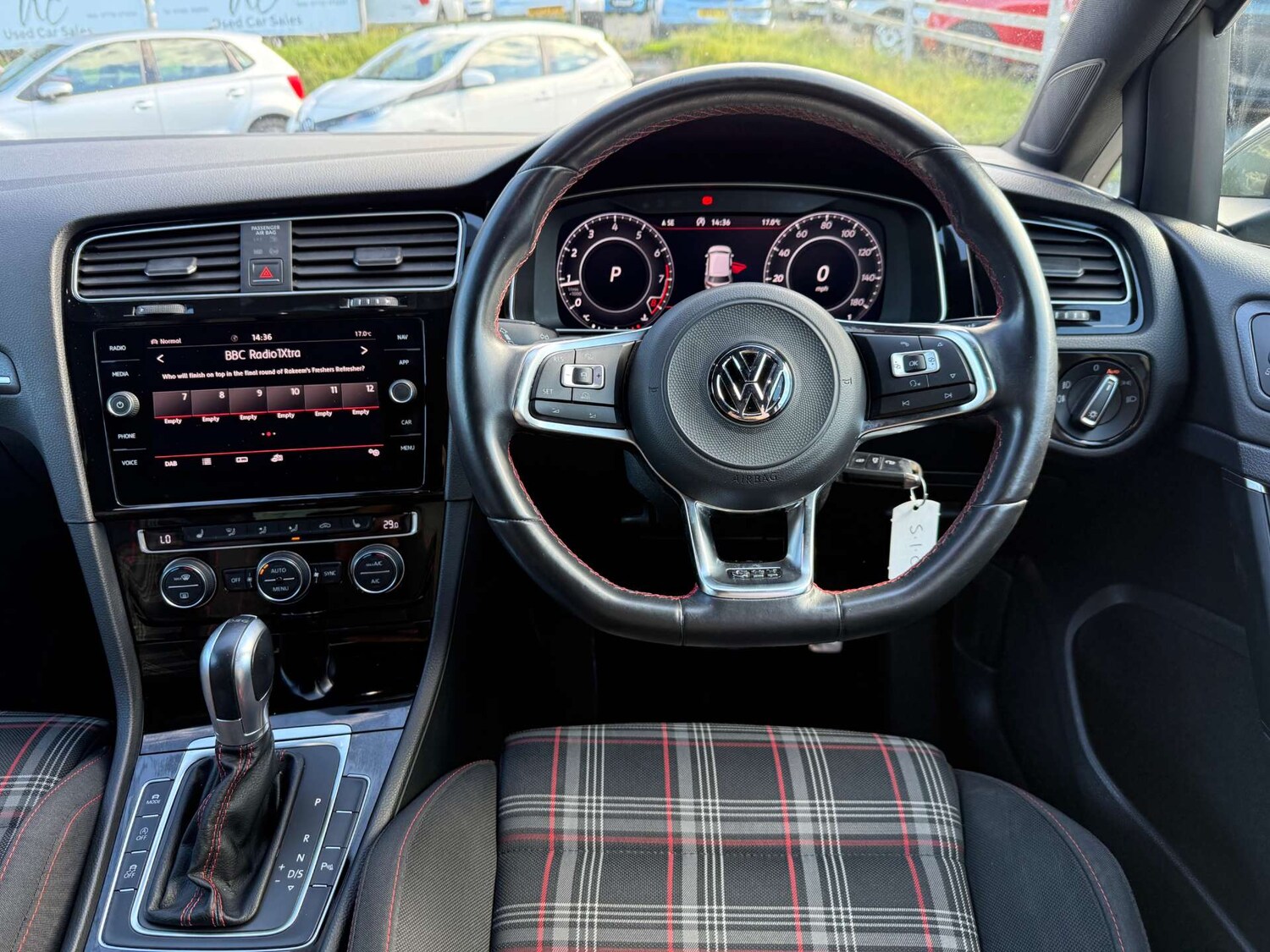 Used Volkswagen Golf 2018 for sale - 76068175: Photo 33