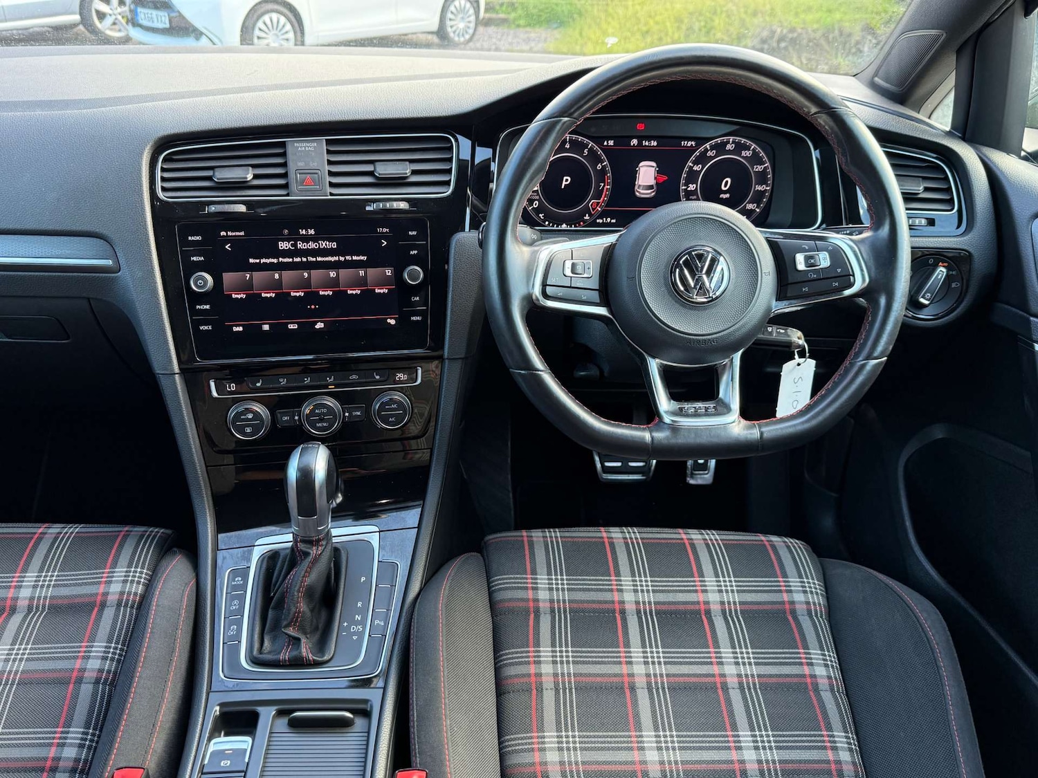 Used Volkswagen Golf 2018 for sale - 76068175: Photo 34