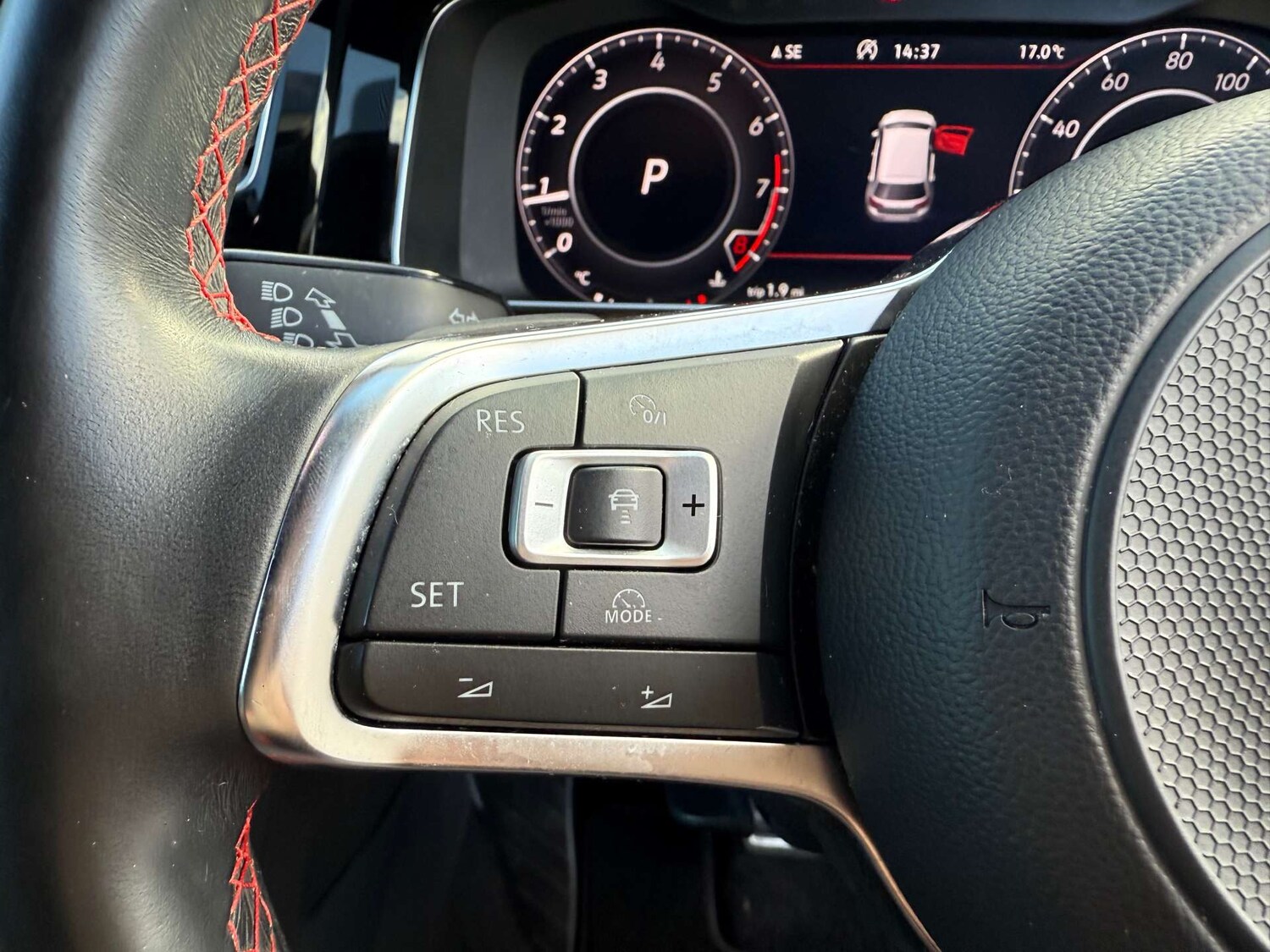 Used Volkswagen Golf 2018 for sale - 76068175: Photo 36