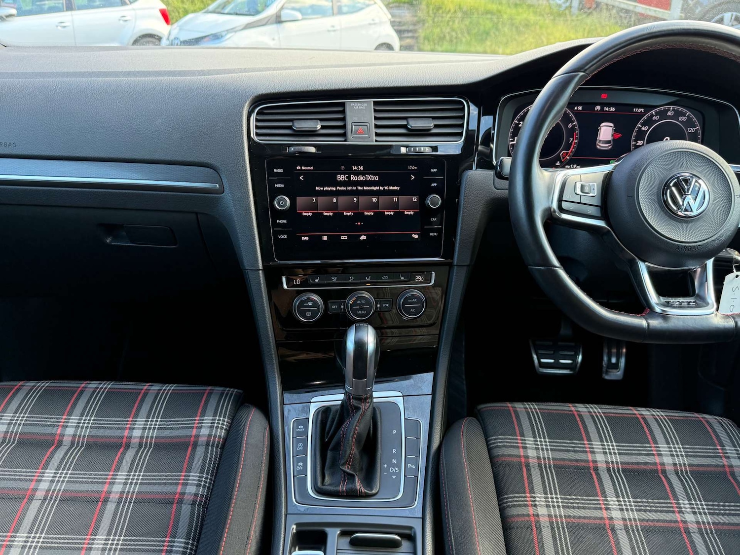 Used Volkswagen Golf 2018 for sale - 76068175: Photo 45