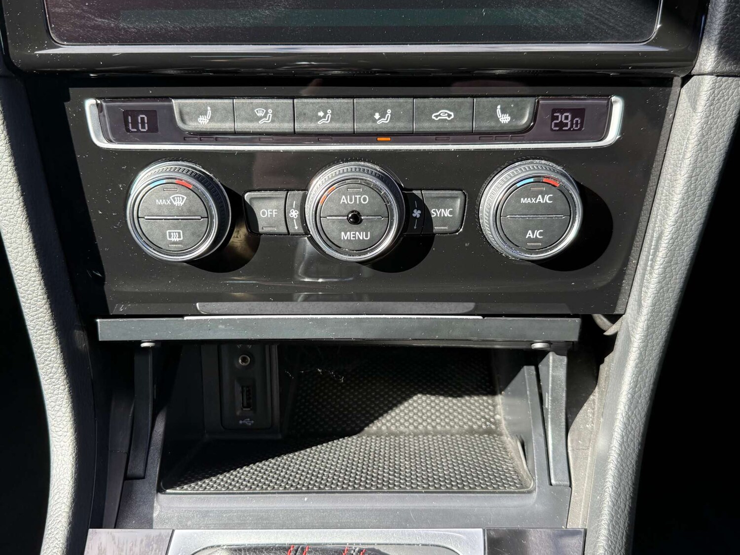 Used Volkswagen Golf 2018 for sale - 76068175: Photo 58