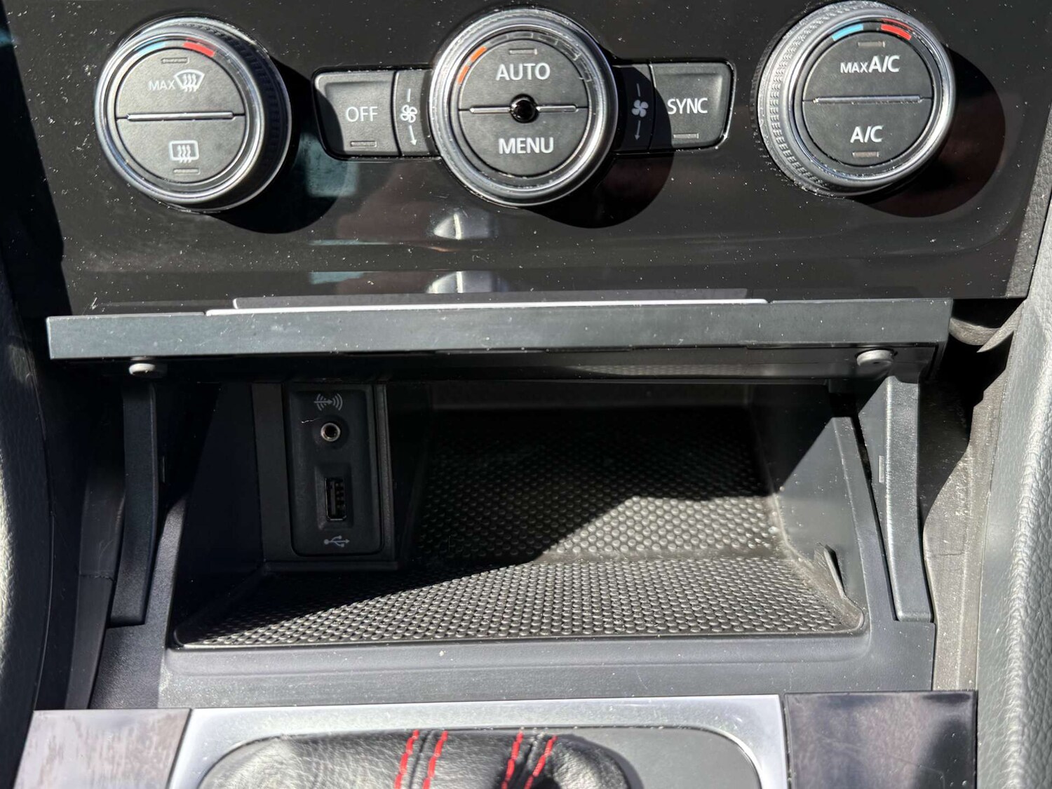 Used Volkswagen Golf 2018 for sale - 76068175: Photo 59