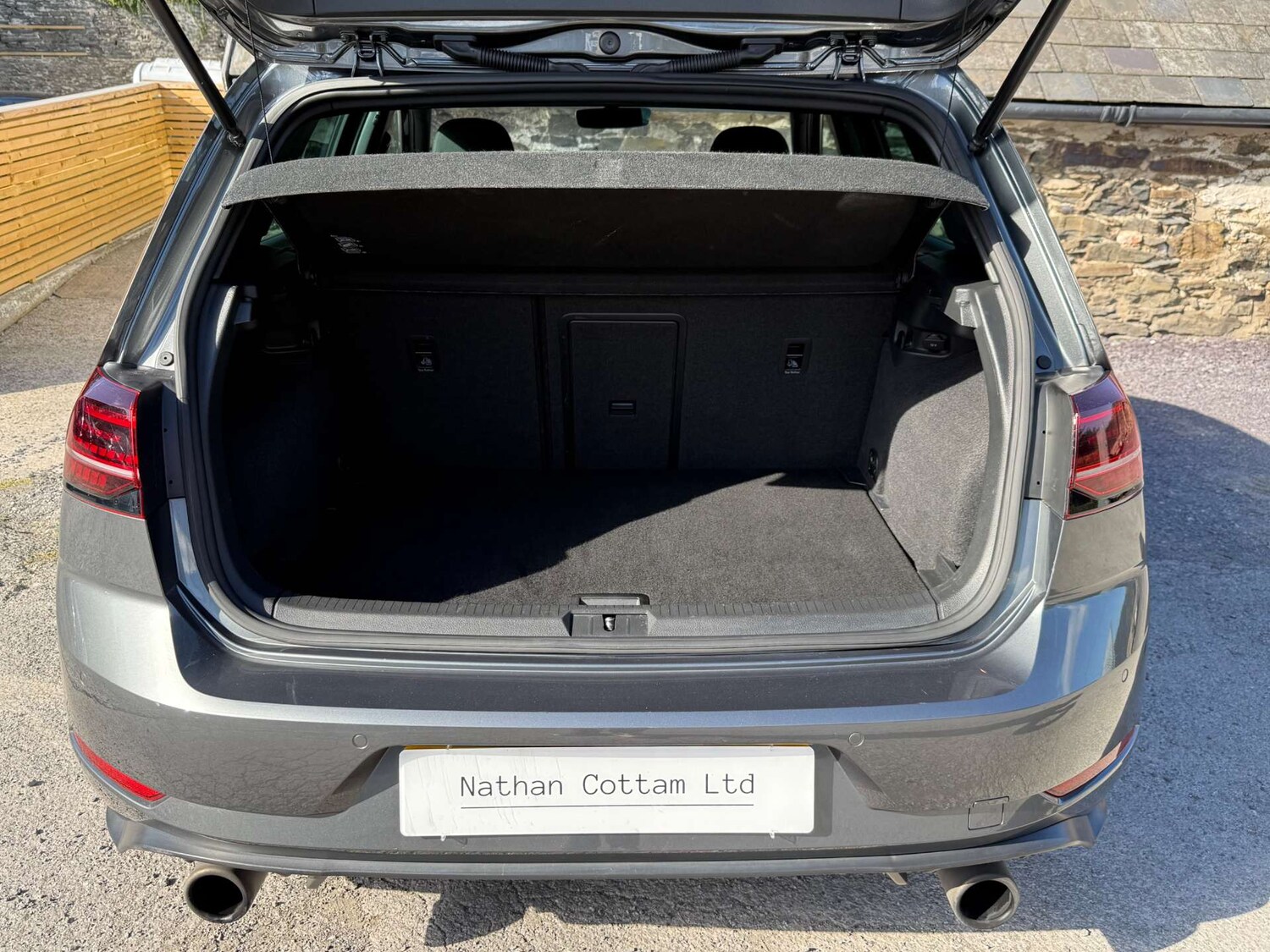 Used Volkswagen Golf 2018 for sale - 76068175: Photo 74
