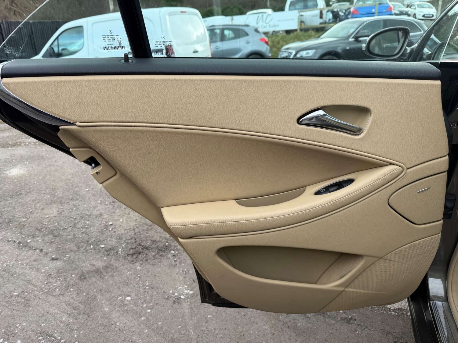 Used Mercedes-Benz CLS 2005 for sale - 77718967: Photo 27