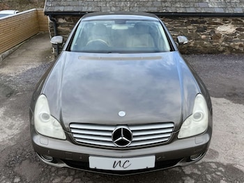 Used Mercedes-Benz CLS 2005 for sale - 77718967: Photo