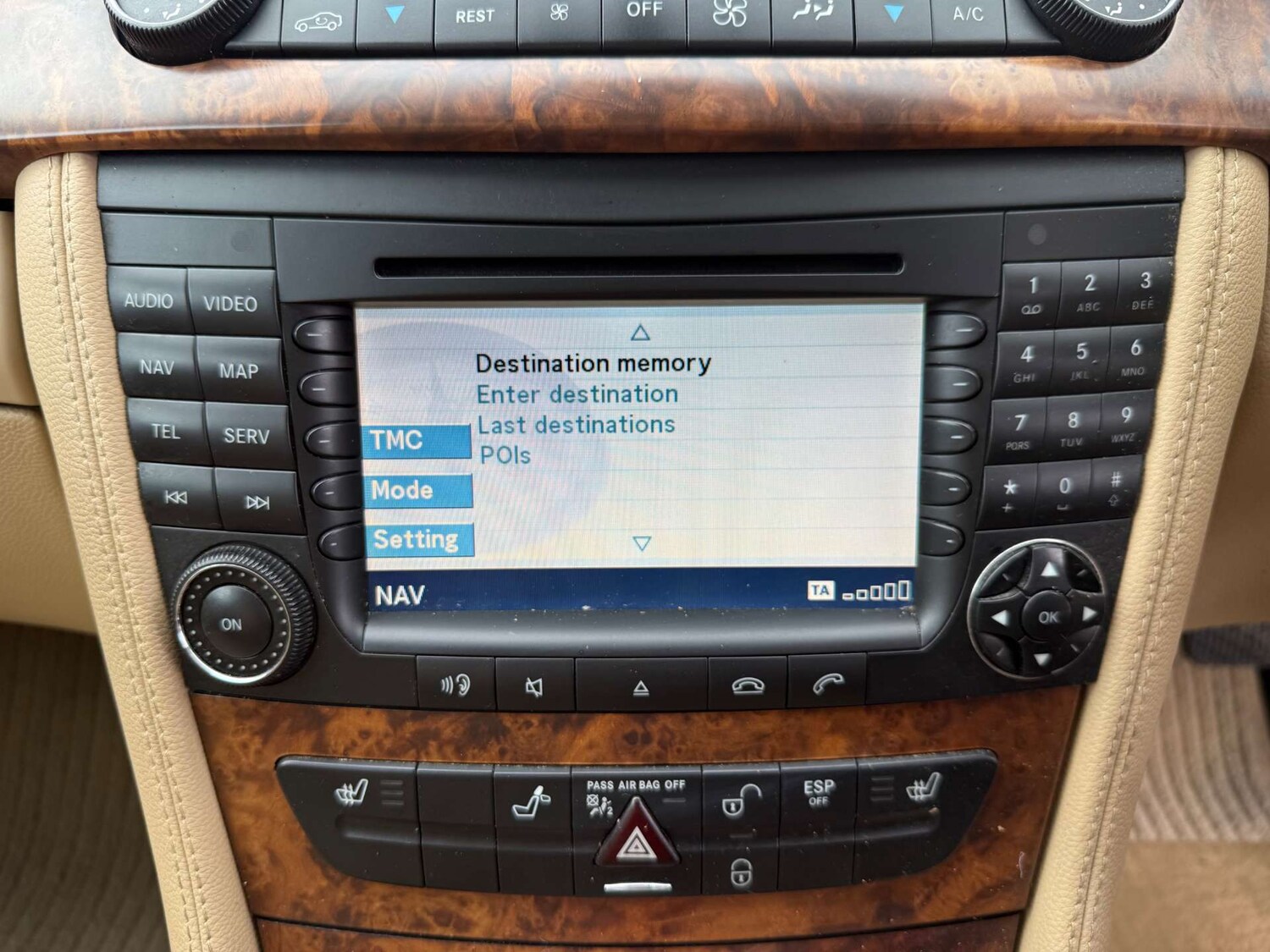 Used Mercedes-Benz CLS 2005 for sale - 77718967: Photo 52