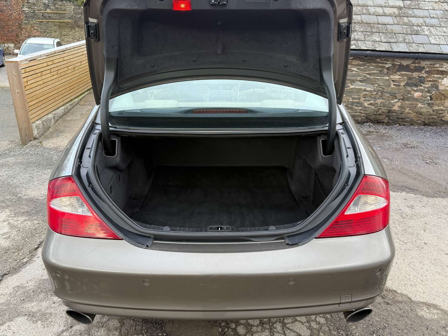 Used Mercedes-Benz CLS 2005 for sale - 77718967: Photo 69