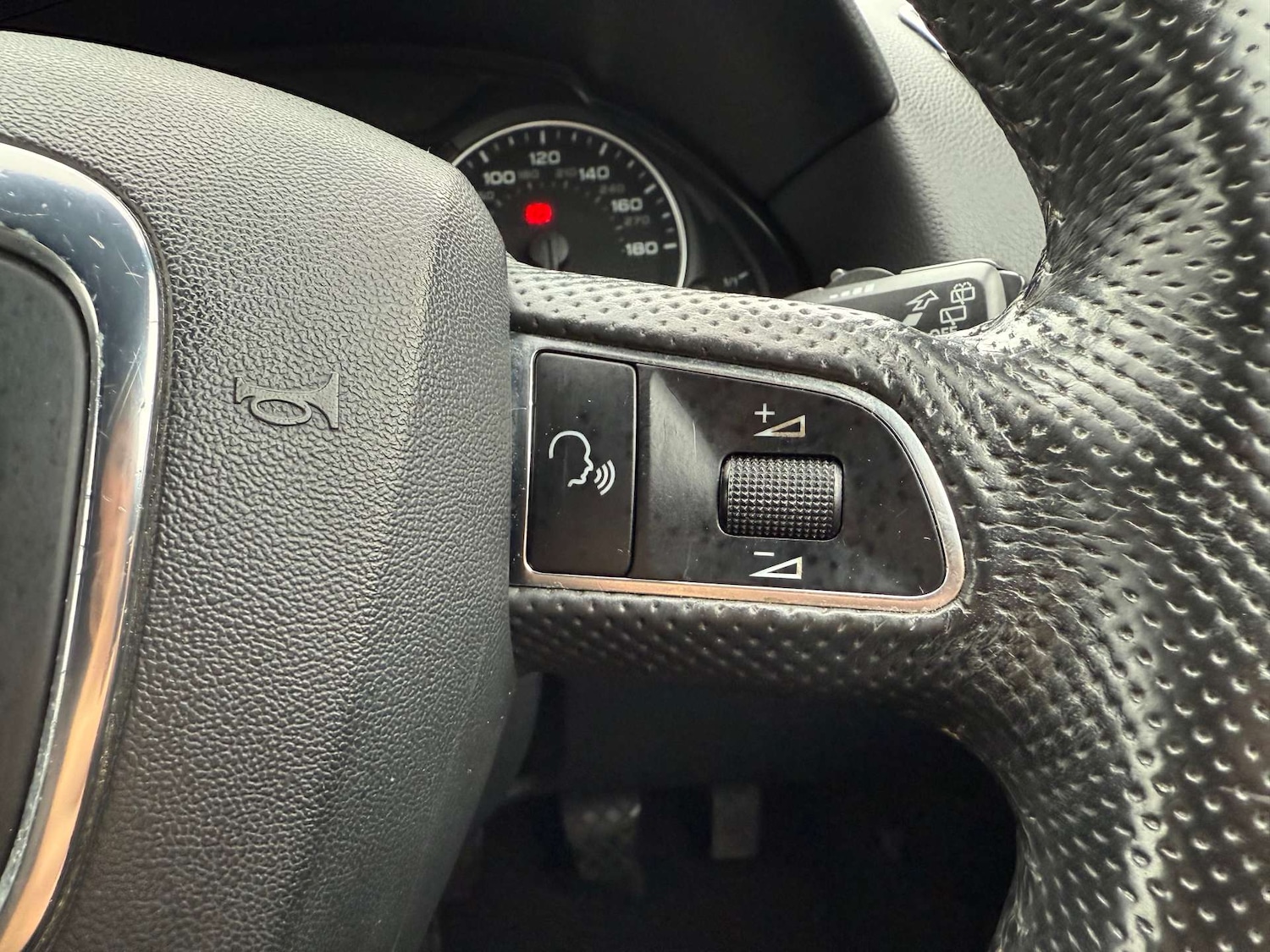 Used Audi Q5 2012 for sale - 76601021: Photo 40