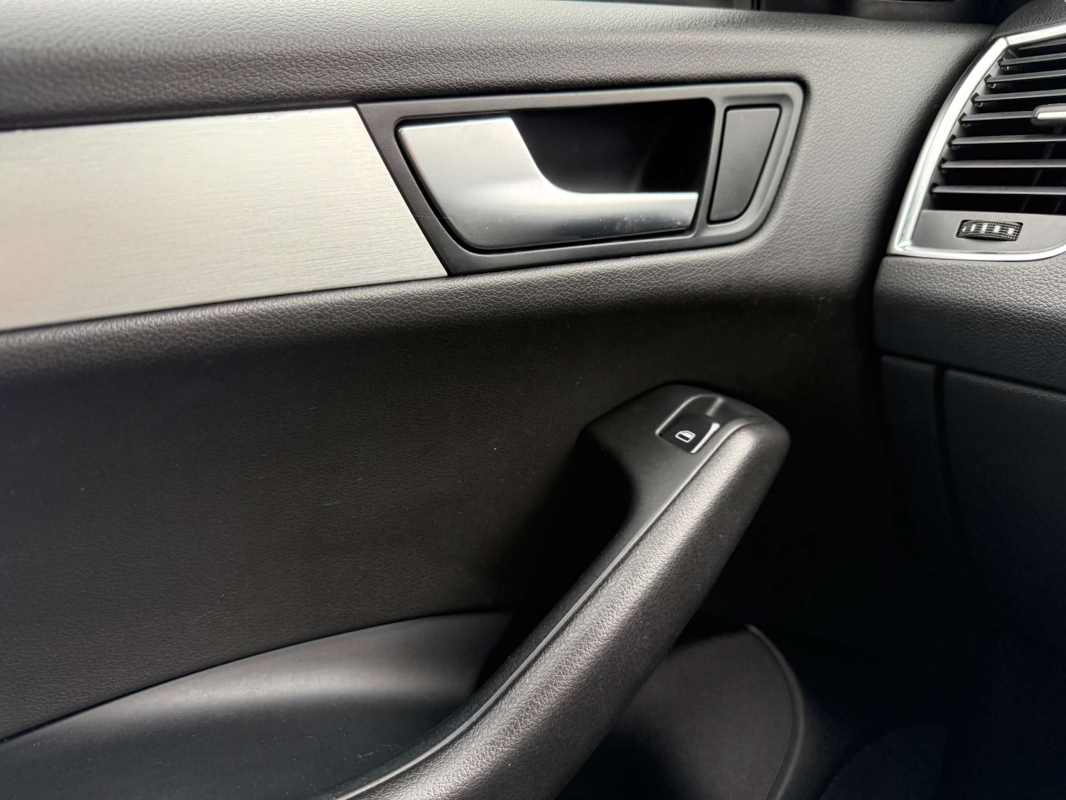 Used Audi Q5 2012 for sale - 76601021: Photo 63