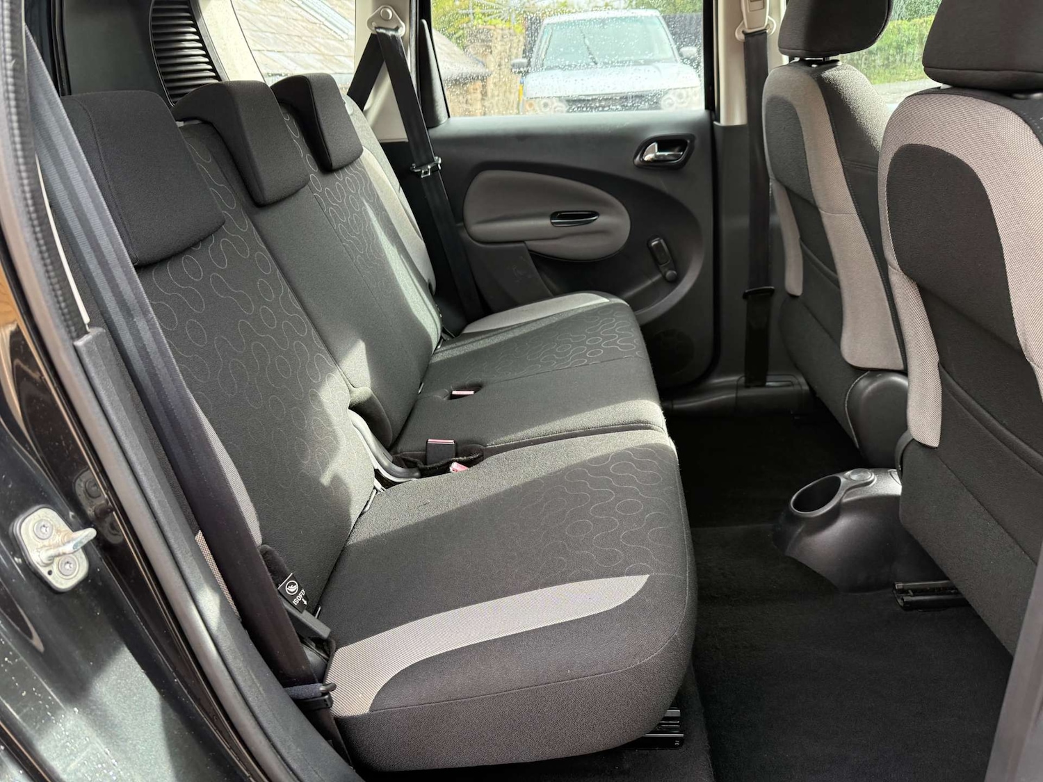 Used Citroen C3 Picasso 2010 for sale - 76601303: Photo 18