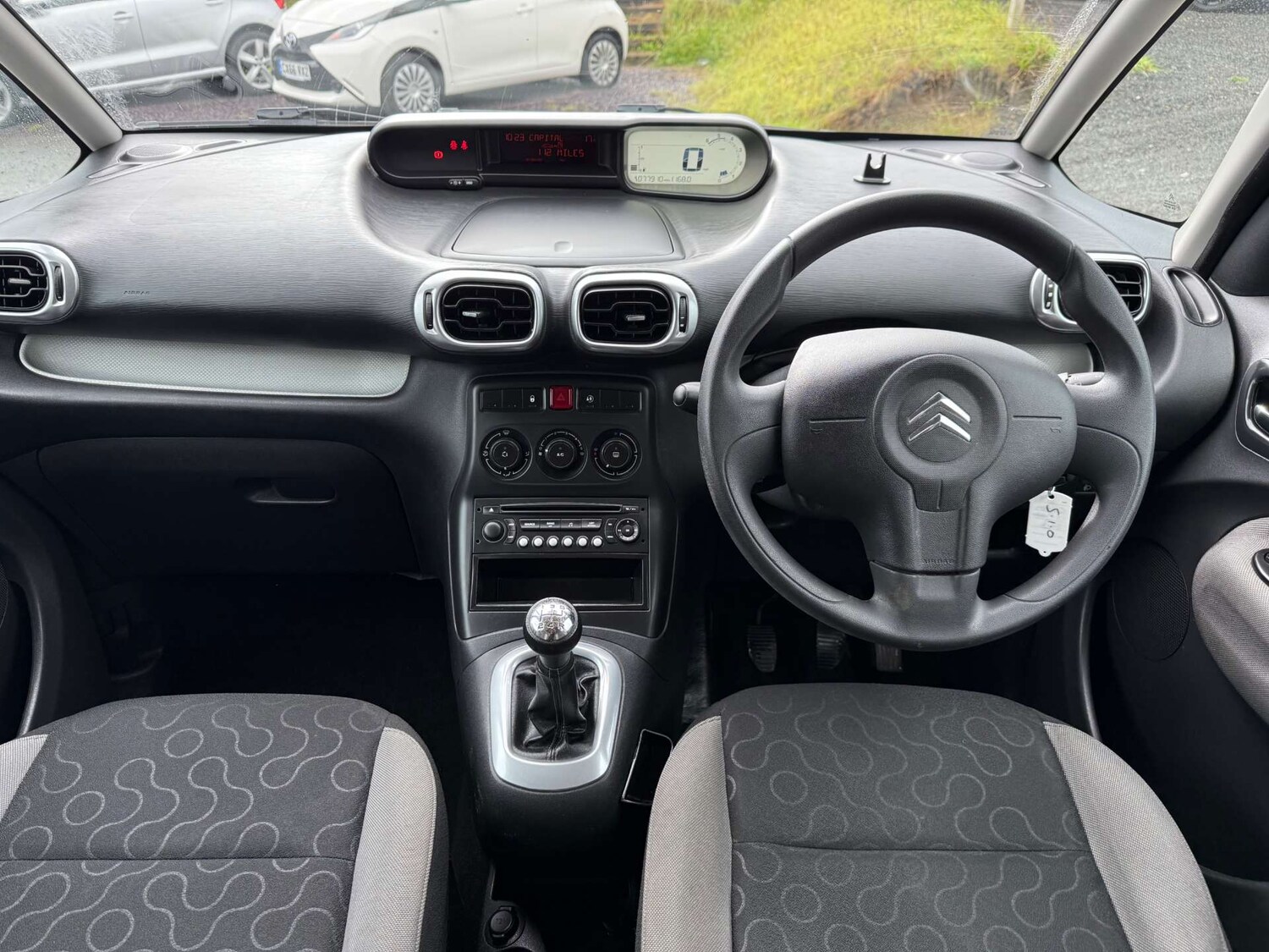 Used Citroen C3 Picasso 2010 for sale - 76601303: Photo 33