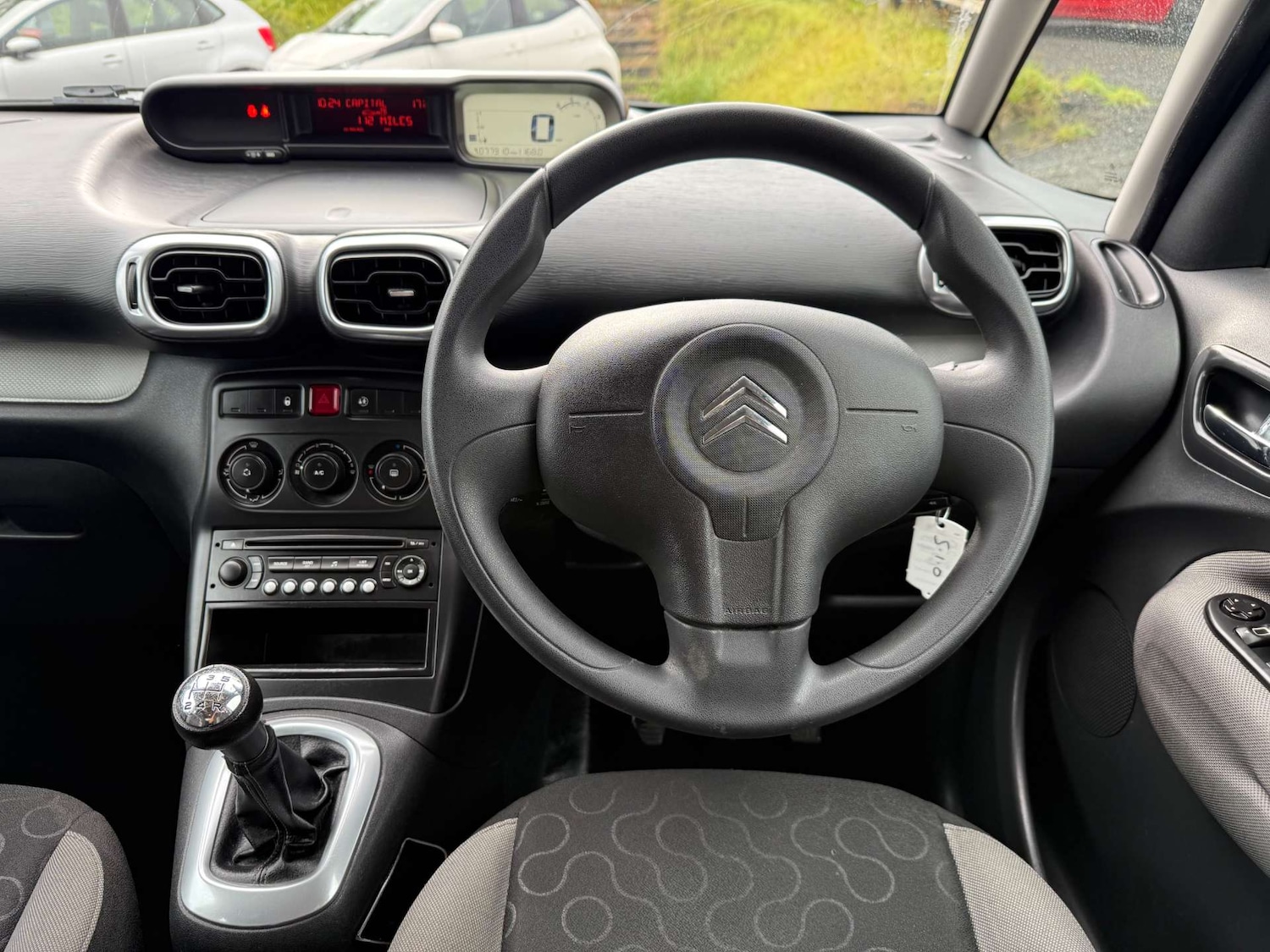 Used Citroen C3 Picasso 2010 for sale - 76601303: Photo 34