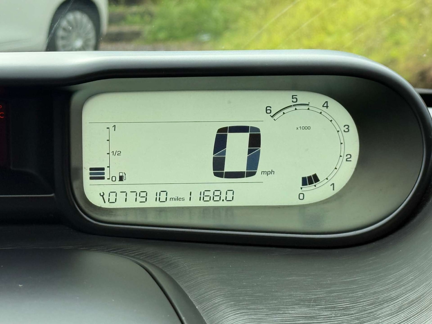 Used Citroen C3 Picasso 2010 for sale - 76601303: Photo 37