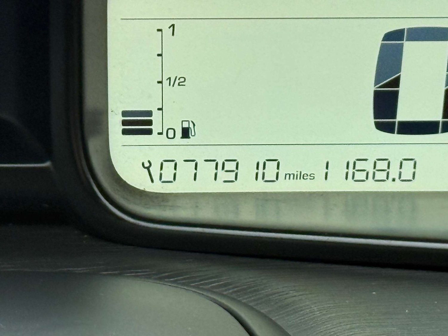 Used Citroen C3 Picasso 2010 for sale - 76601303: Photo 38