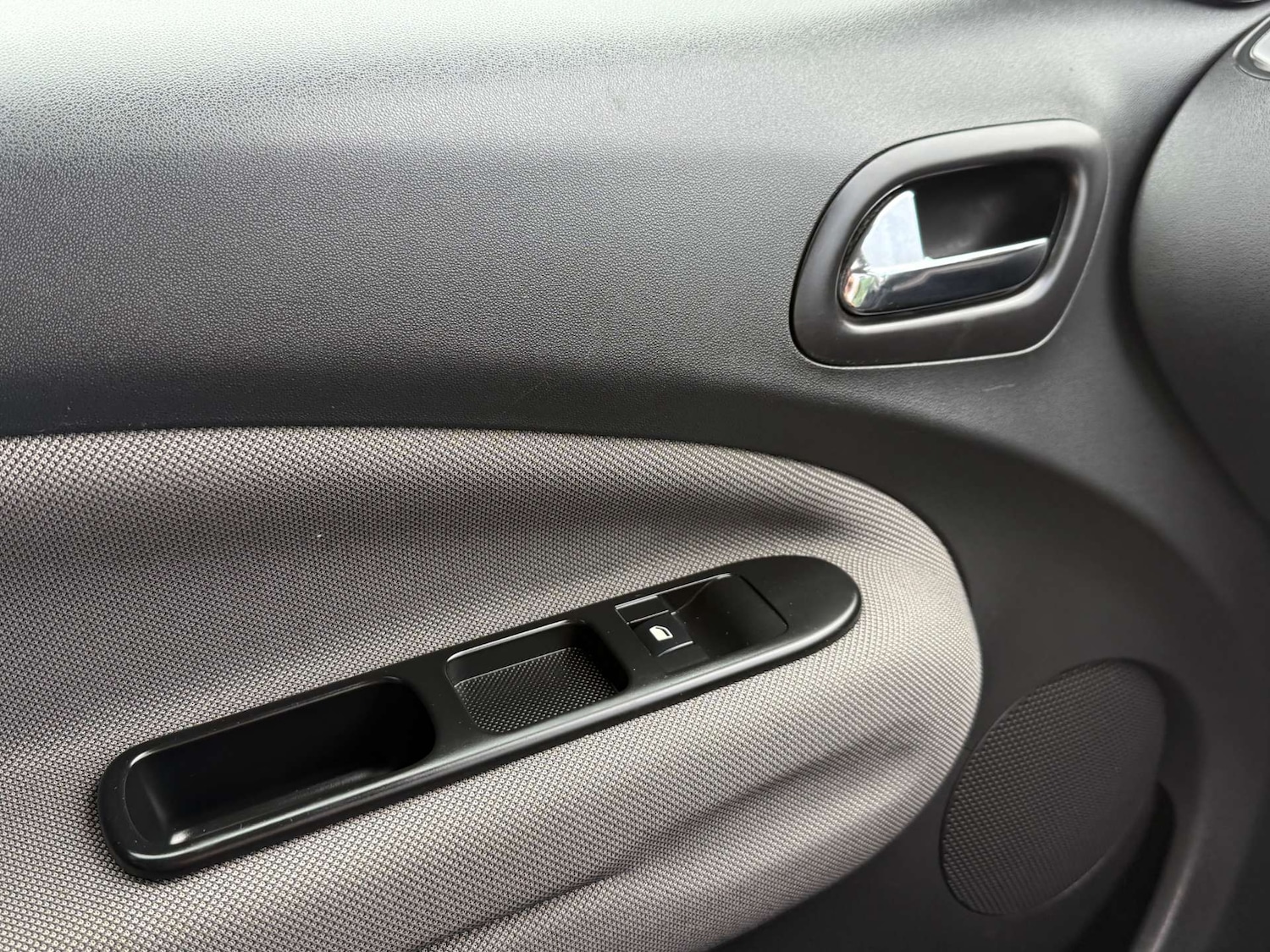 Used Citroen C3 Picasso 2010 for sale - 76601303: Photo 49