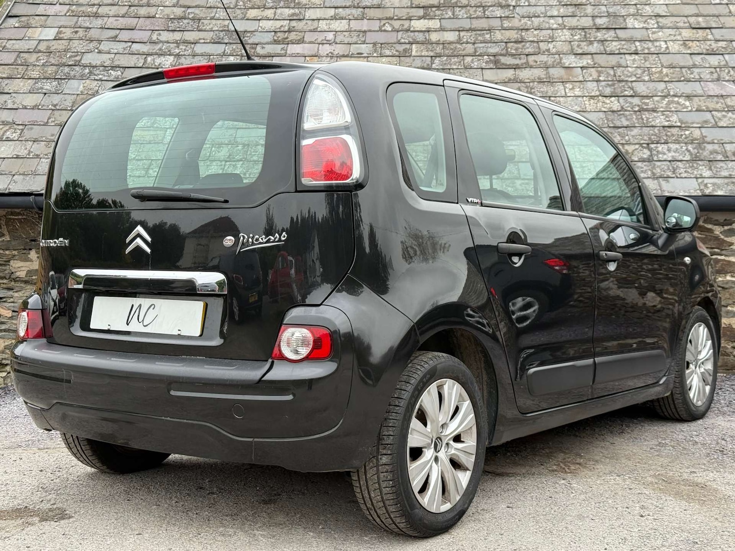 Used Citroen C3 Picasso 2010 for sale - 76601303: Photo 8