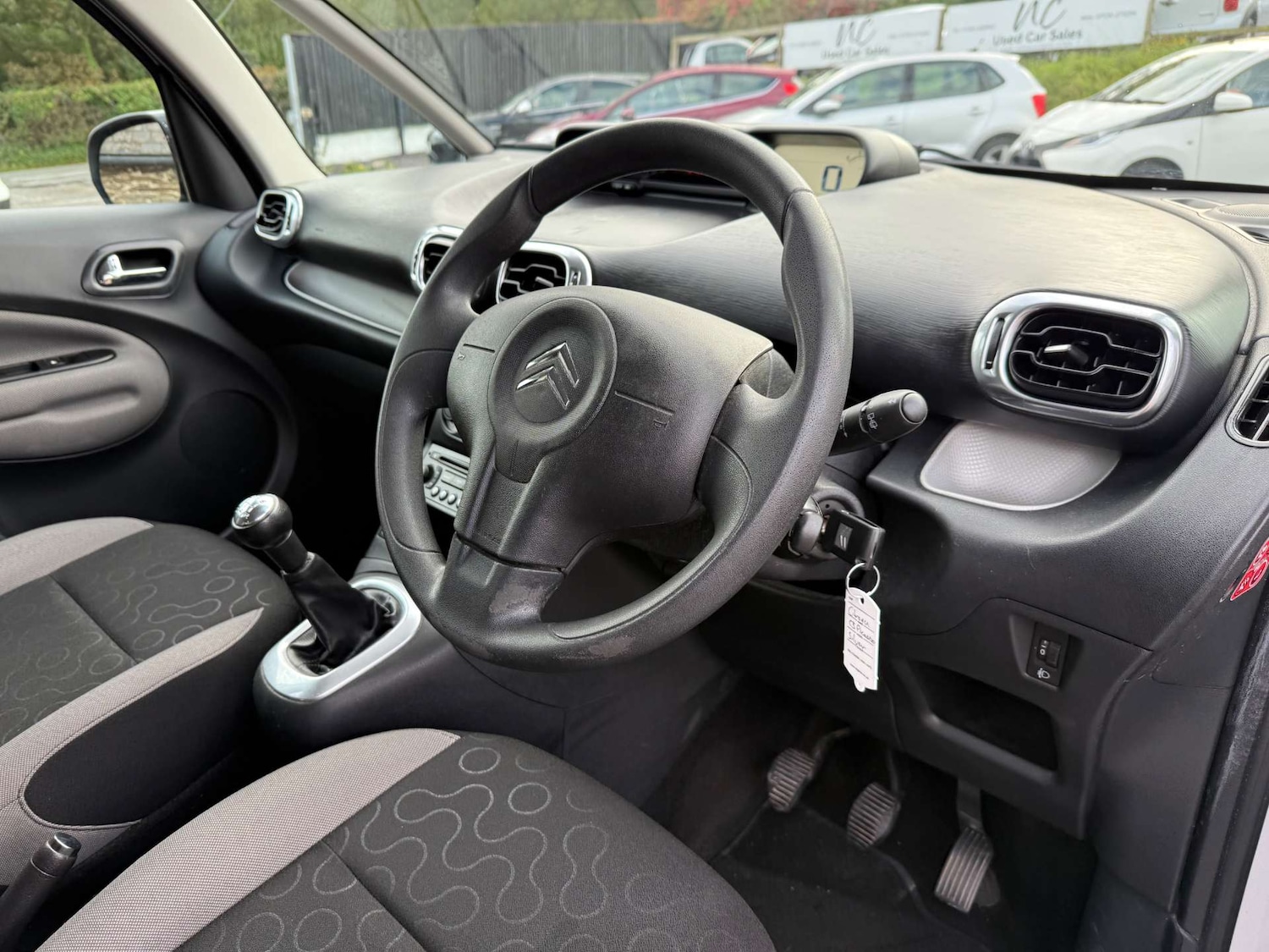 Used Citroen C3 Picasso 2010 for sale - 76600571: Photo 12