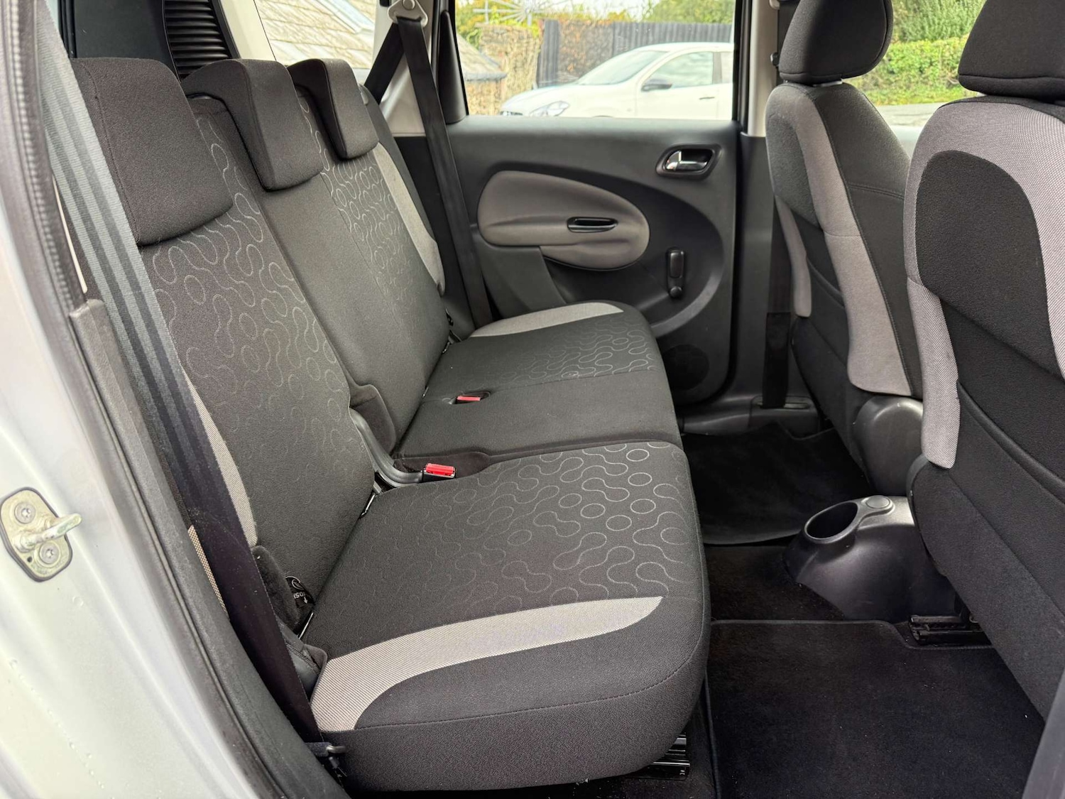 Used Citroen C3 Picasso 2010 for sale - 76600571: Photo 18