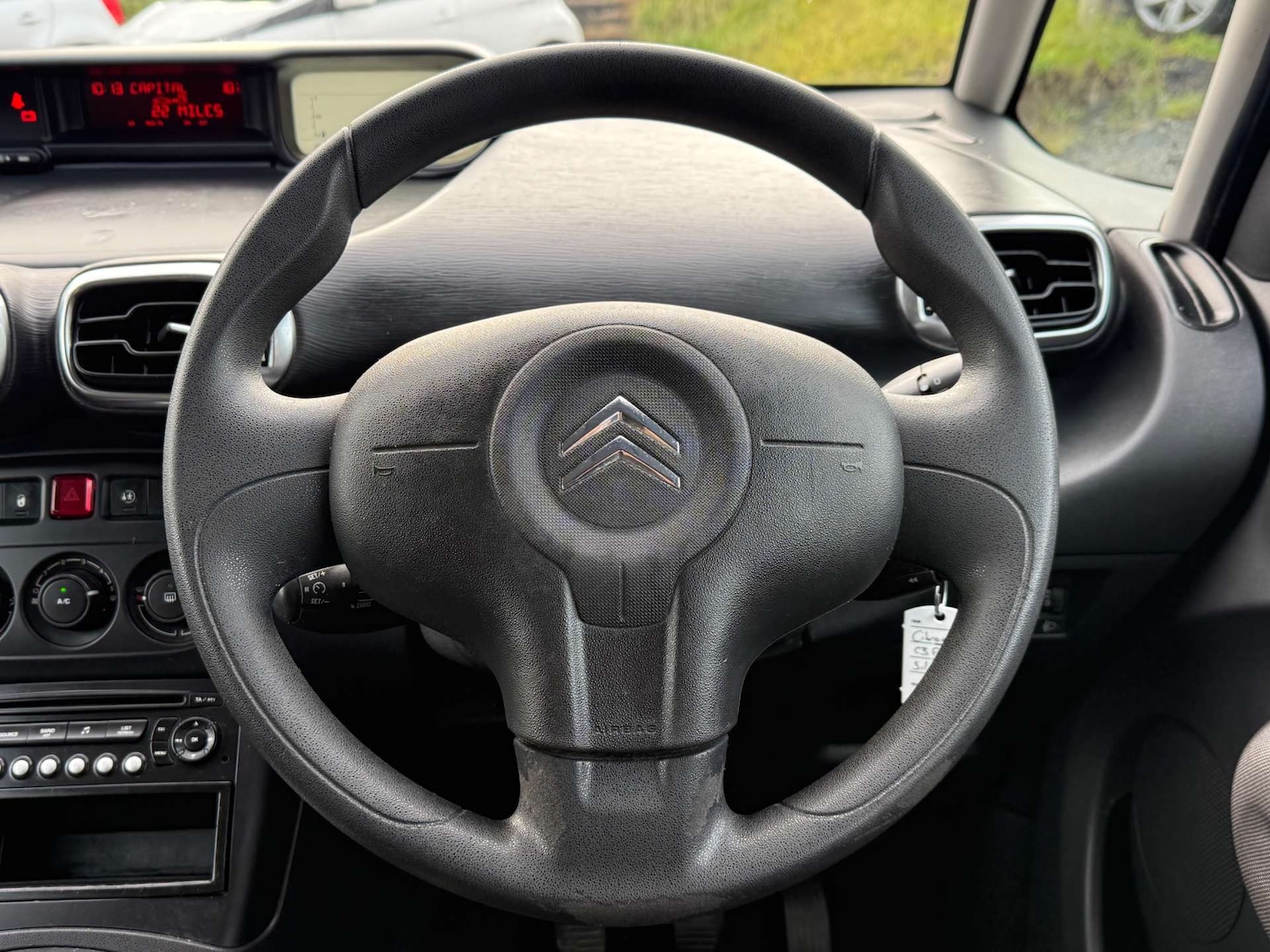 Used Citroen C3 Picasso 2010 for sale - 76600571: Photo 33