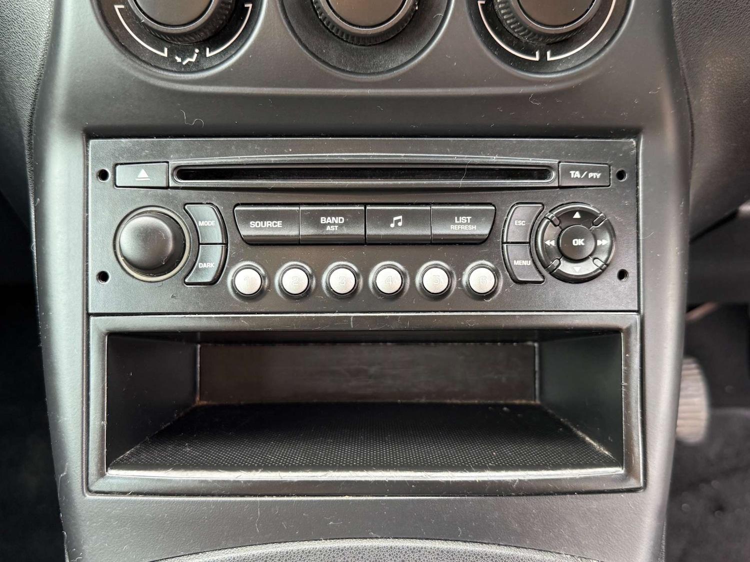 Used Citroen C3 Picasso 2010 for sale - 76600571: Photo 41