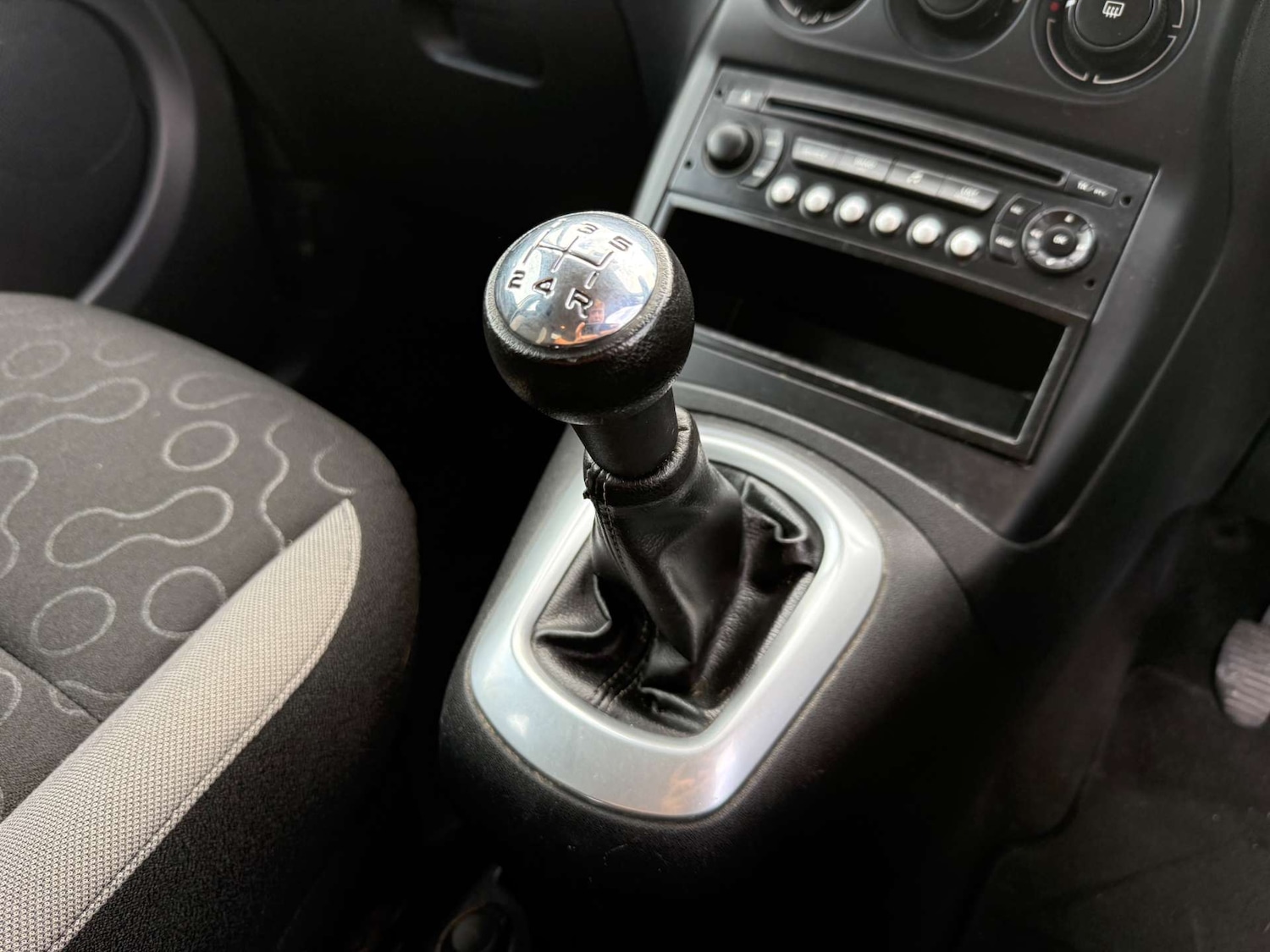 Used Citroen C3 Picasso 2010 for sale - 76600571: Photo 42