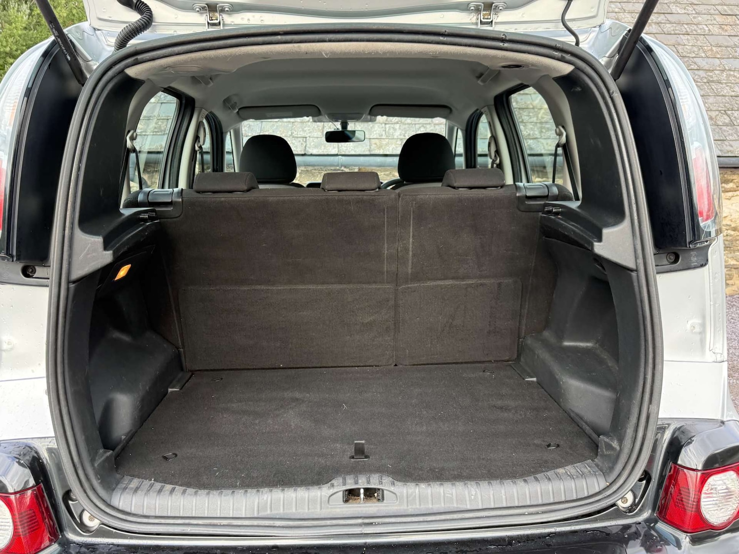 Used Citroen C3 Picasso 2010 for sale - 76600571: Photo 50