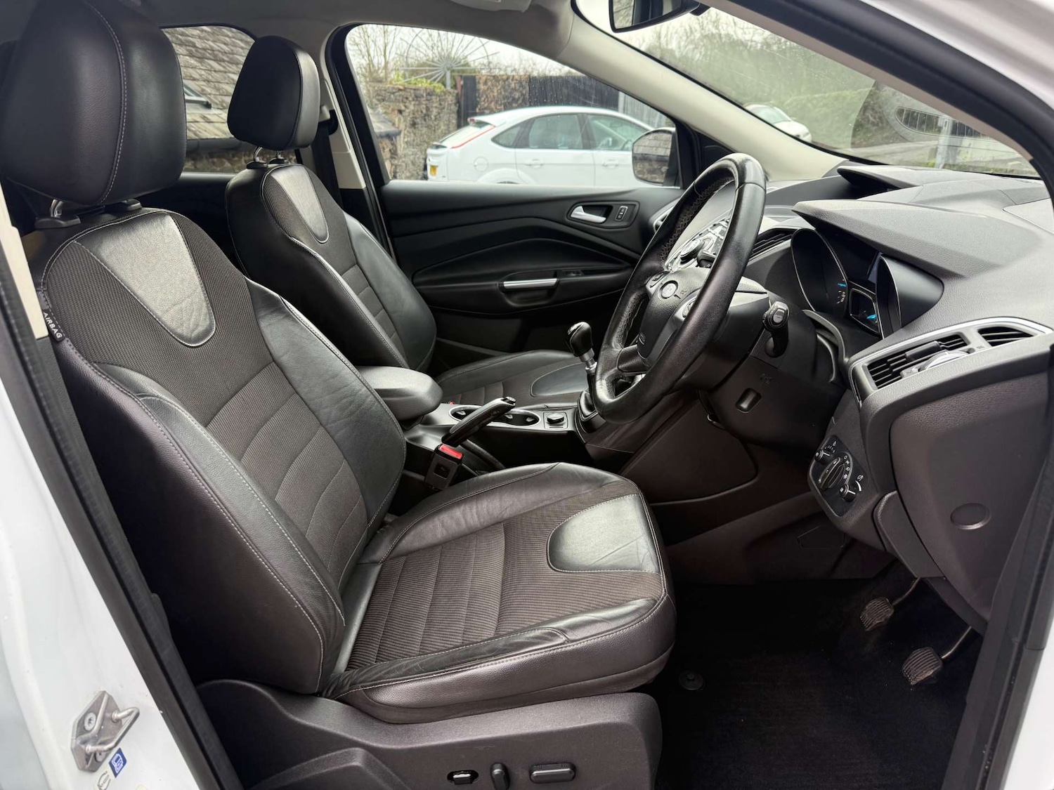 Used Ford Kuga 2014 for sale - 77802748: Photo 14