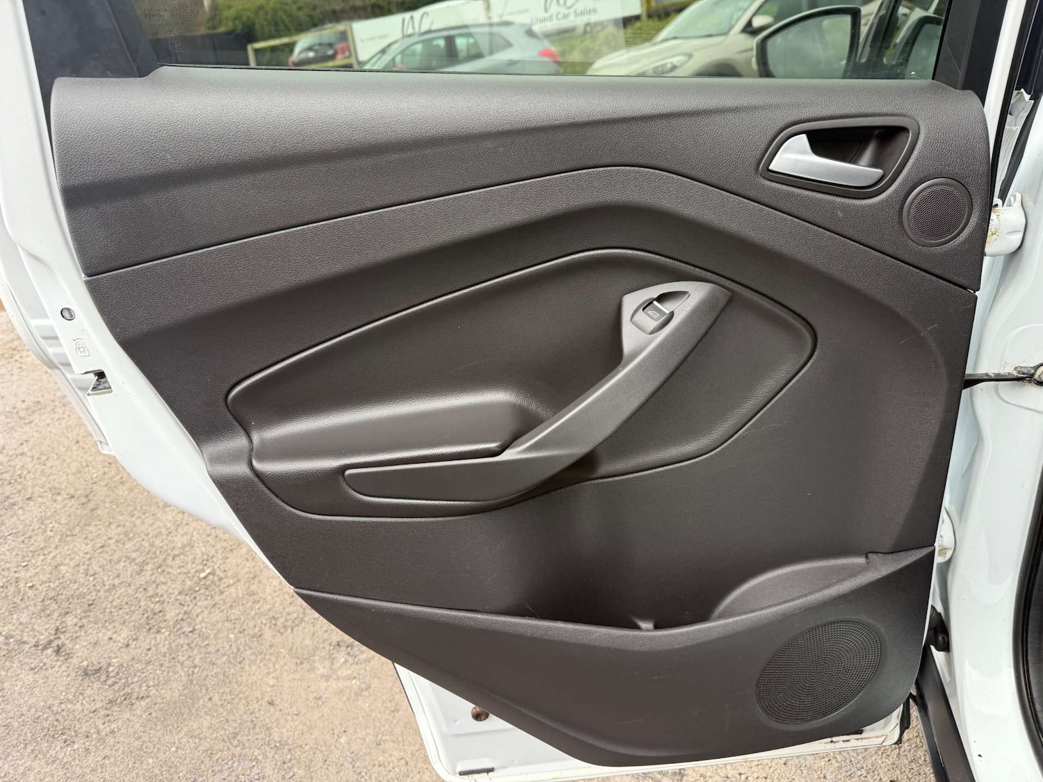 Used Ford Kuga 2014 for sale - 77802748: Photo 29