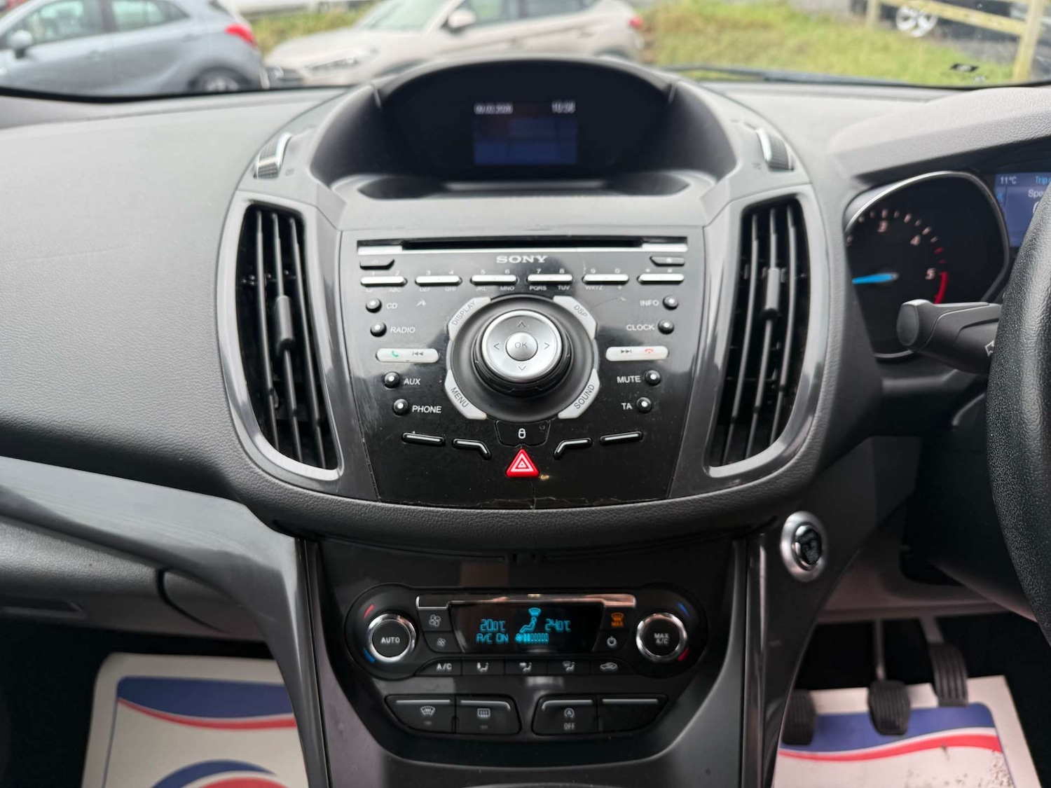 Used Ford Kuga 2014 for sale - 77802748: Photo 45