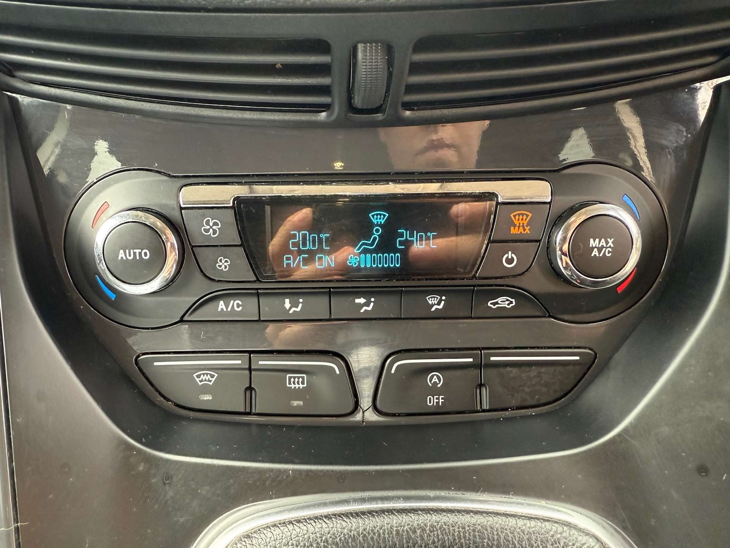 Used Ford Kuga 2014 for sale - 77802748: Photo 50