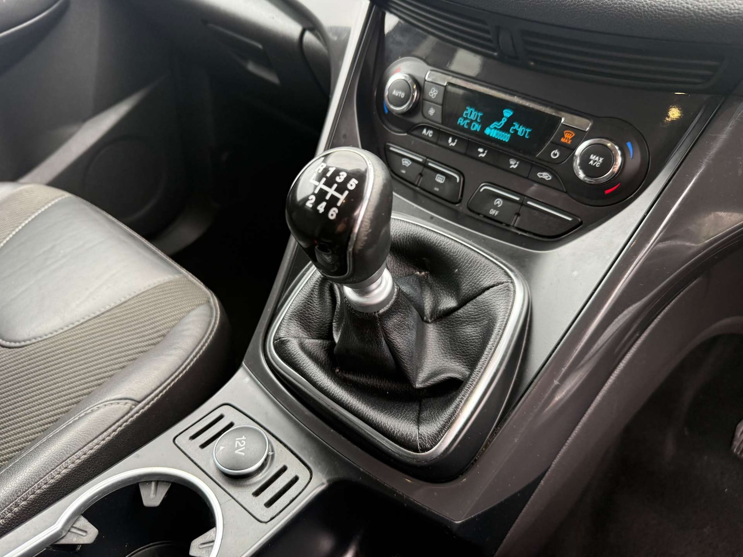 Used Ford Kuga 2014 for sale - 77802748: Photo 51