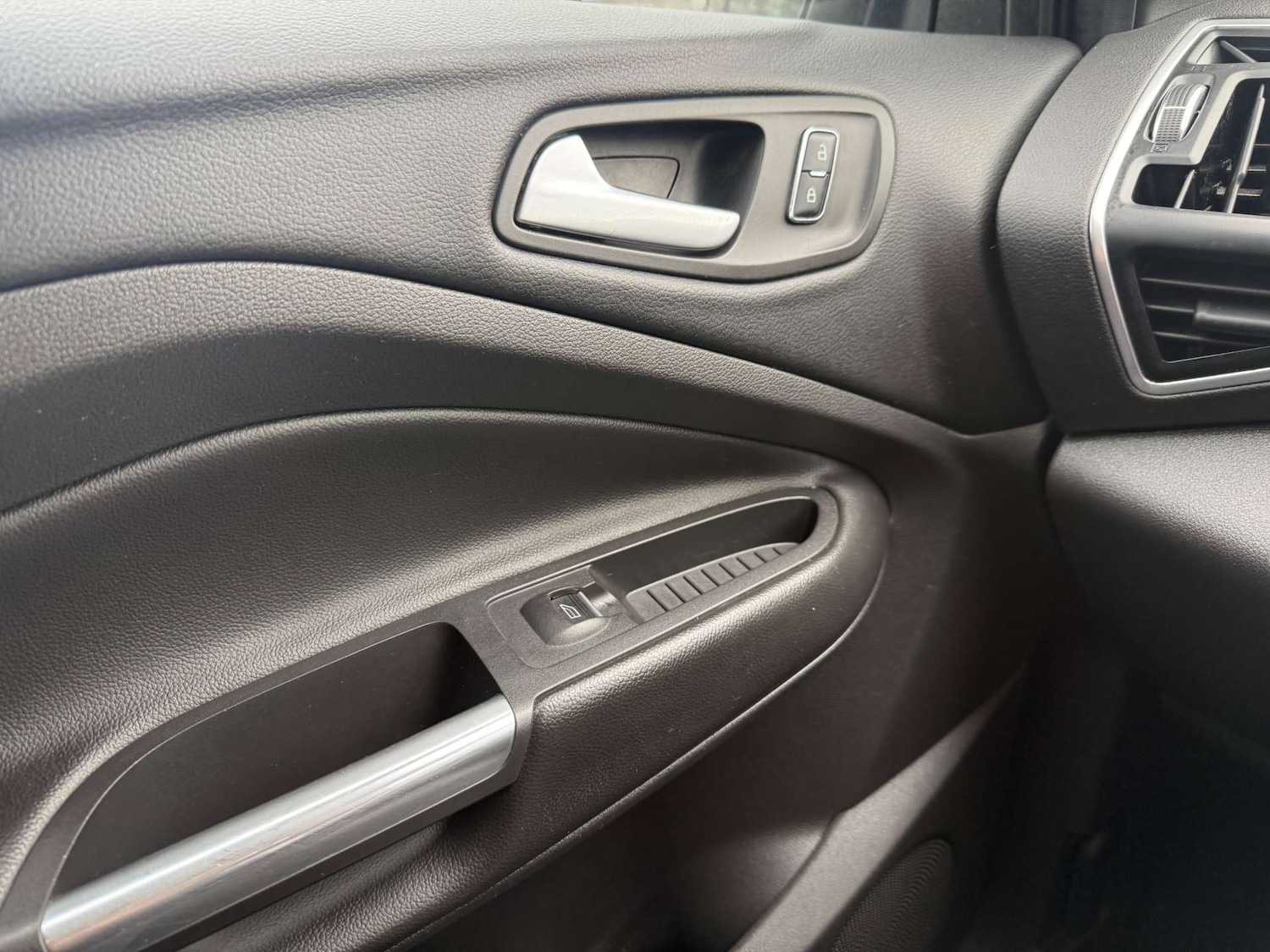 Used Ford Kuga 2014 for sale - 77802748: Photo 56