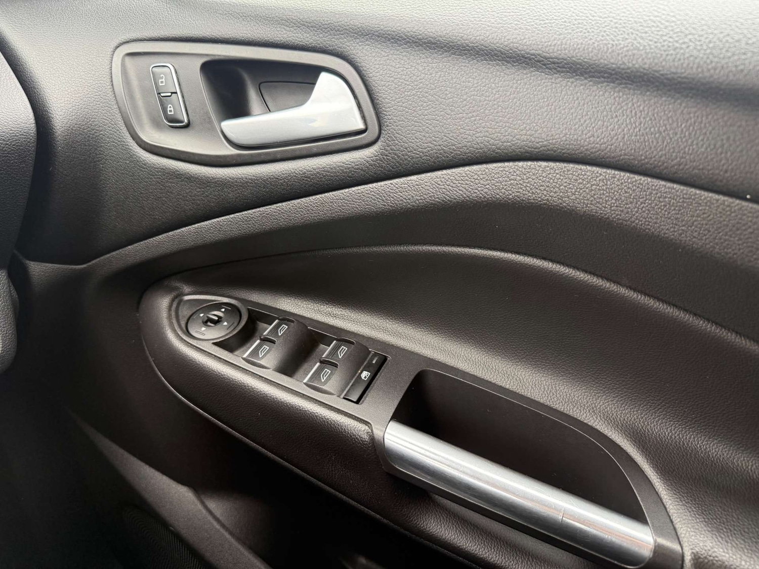 Used Ford Kuga 2014 for sale - 77802748: Photo 57