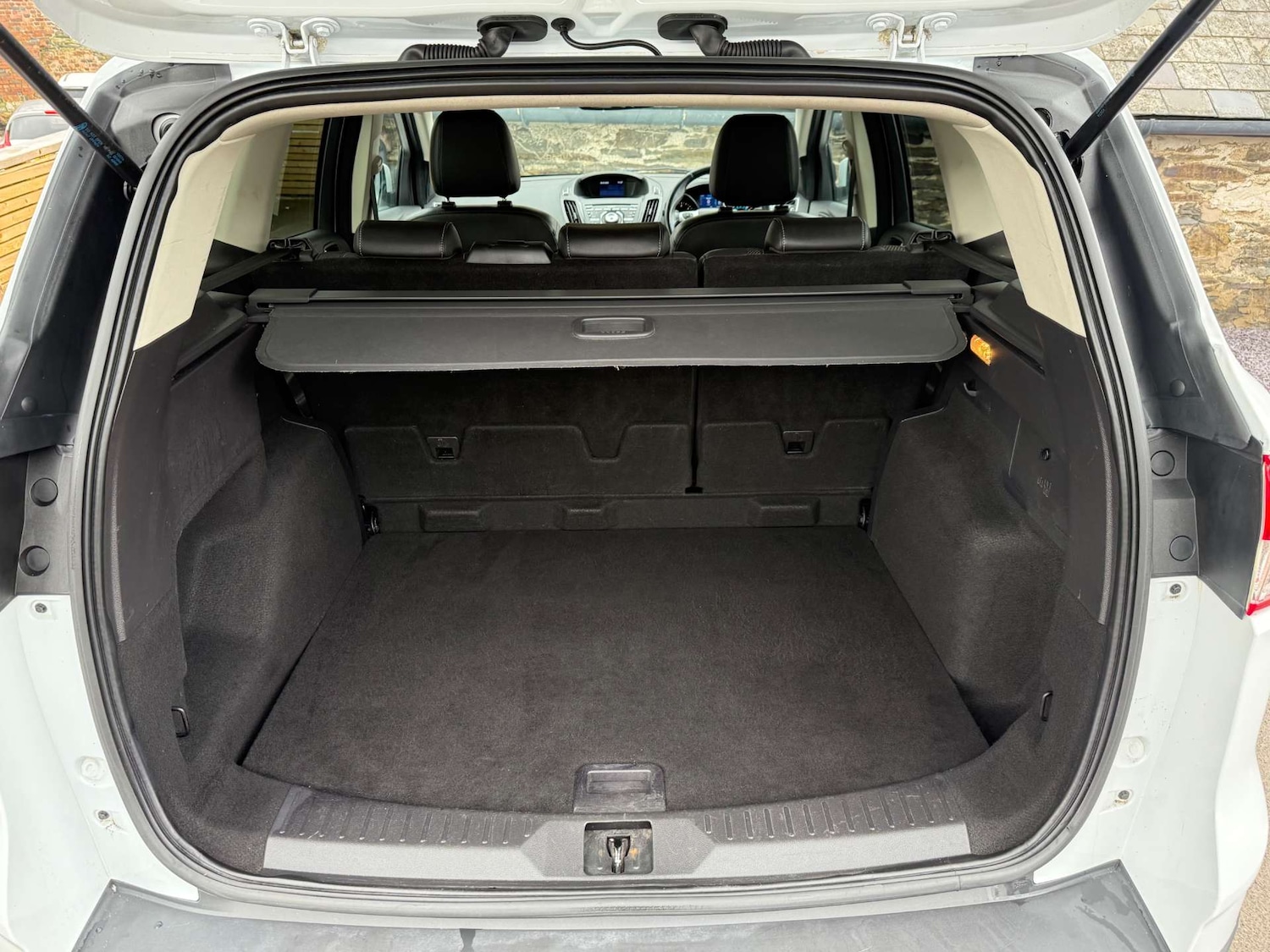 Used Ford Kuga 2014 for sale - 77802748: Photo 61