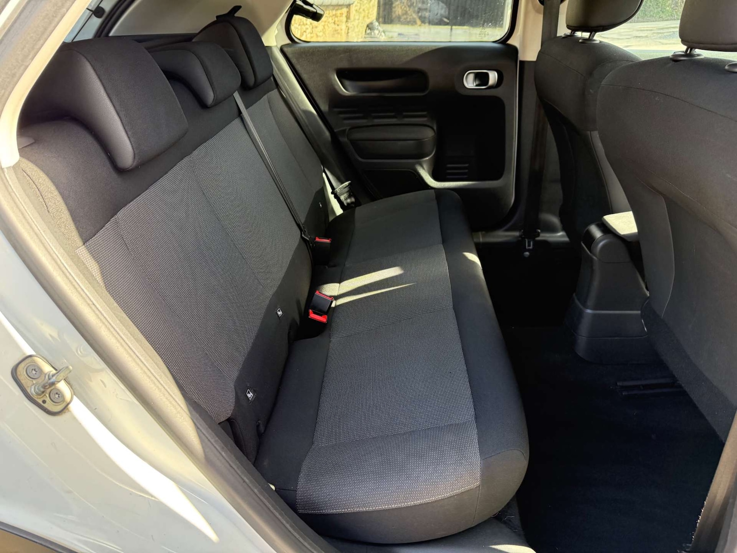 Used Citroen C4 Cactus 2015 for sale - 78066680: Photo 18