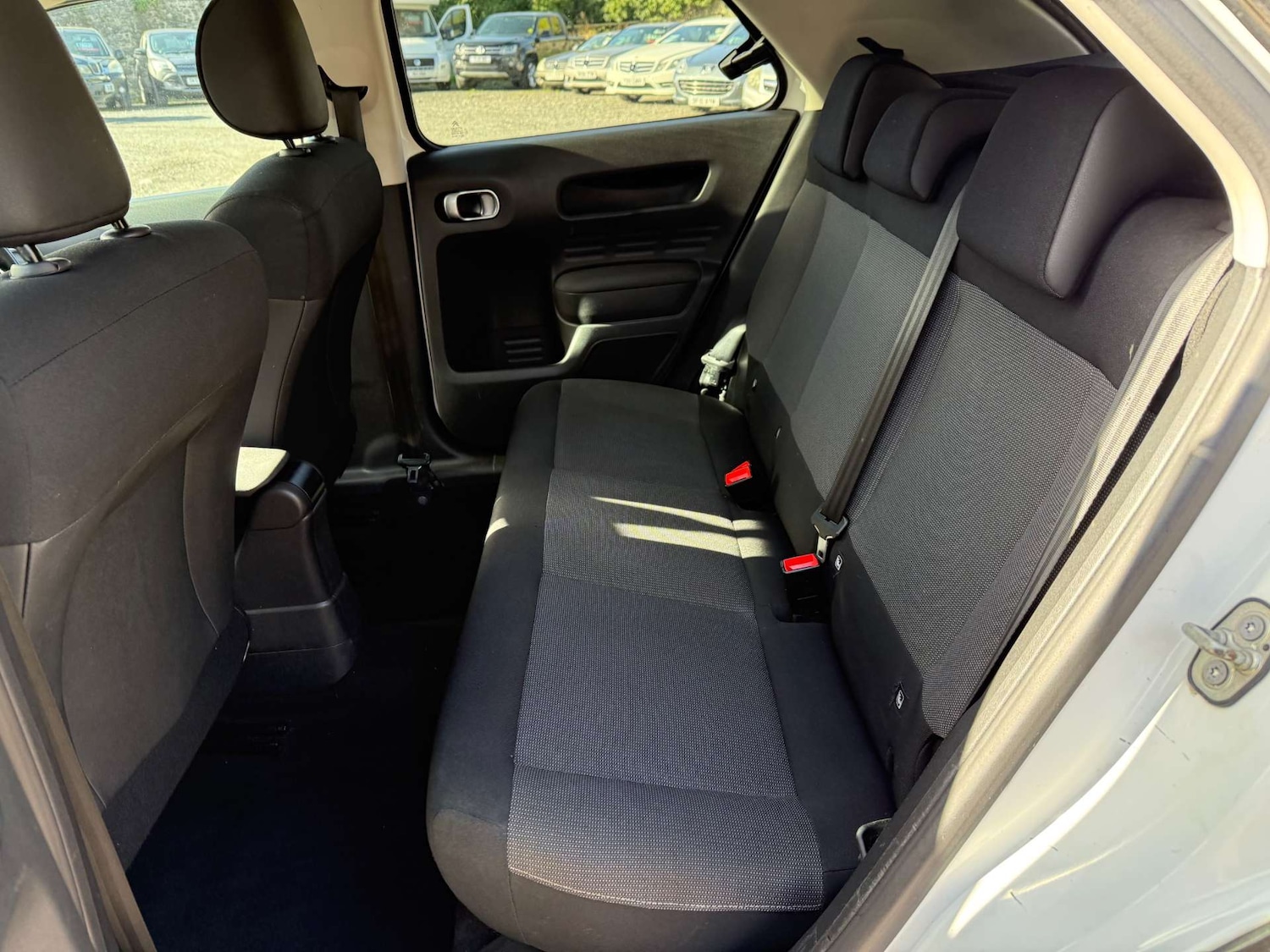 Used Citroen C4 Cactus 2015 for sale - 78066680: Photo 26