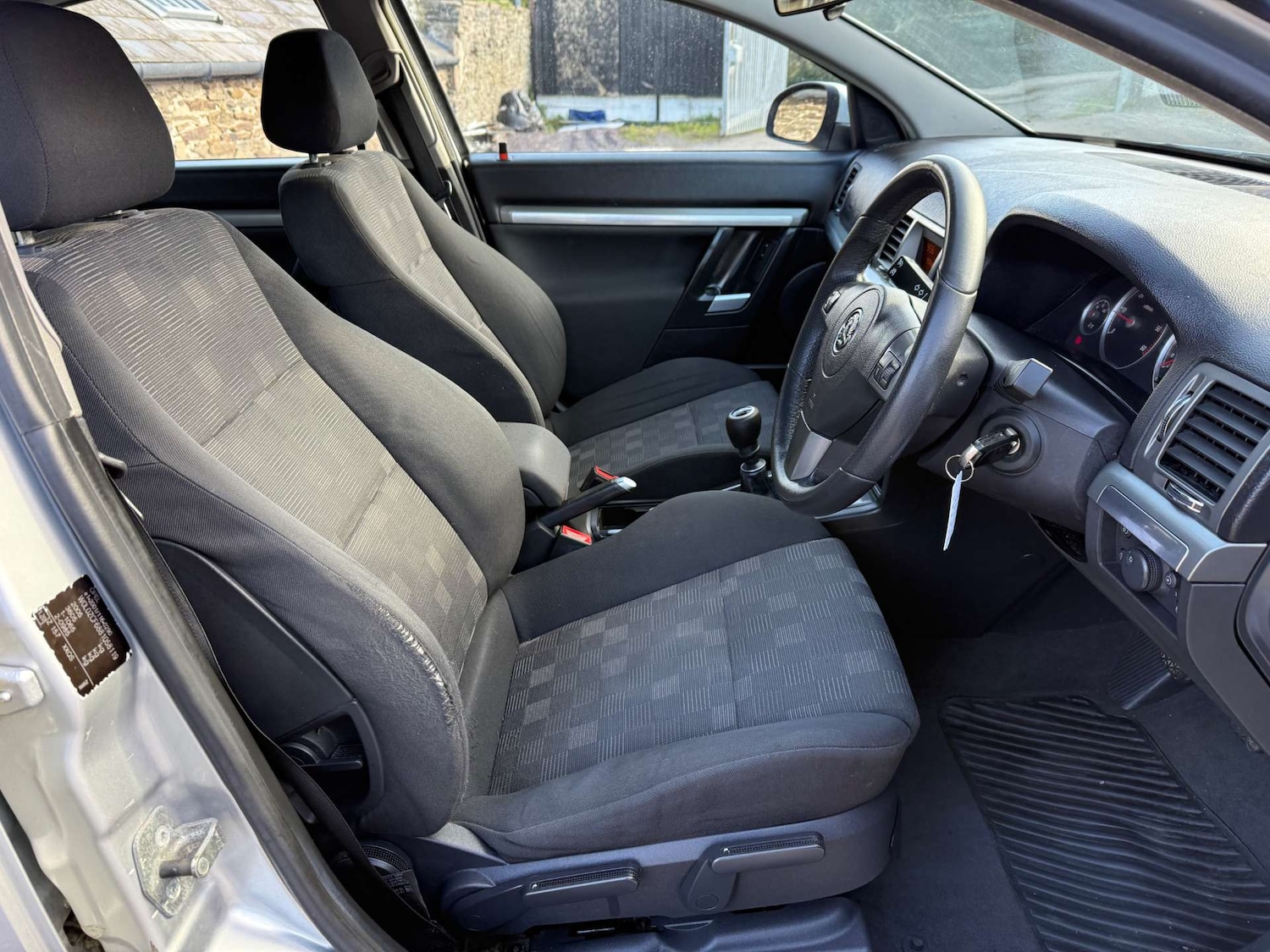 Used Vauxhall Vectra 2008 for sale - 78064643: Photo 14