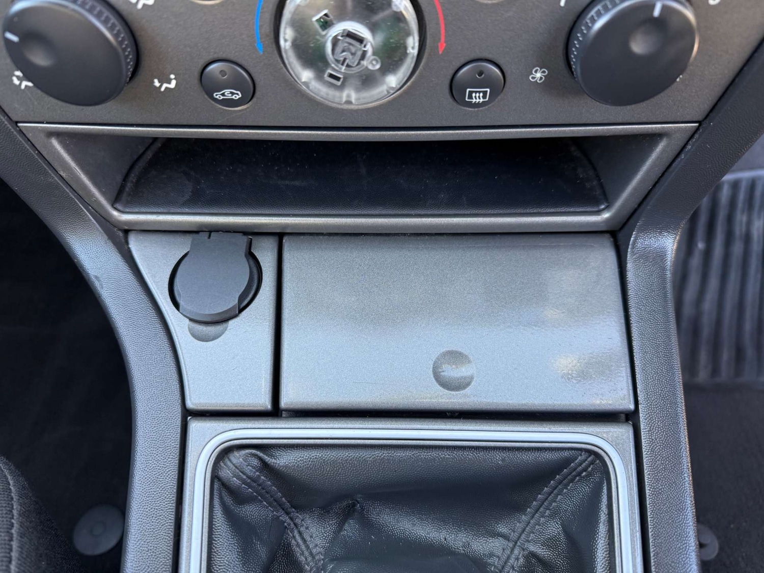 Used Vauxhall Vectra 2008 for sale - 78064643: Photo 44