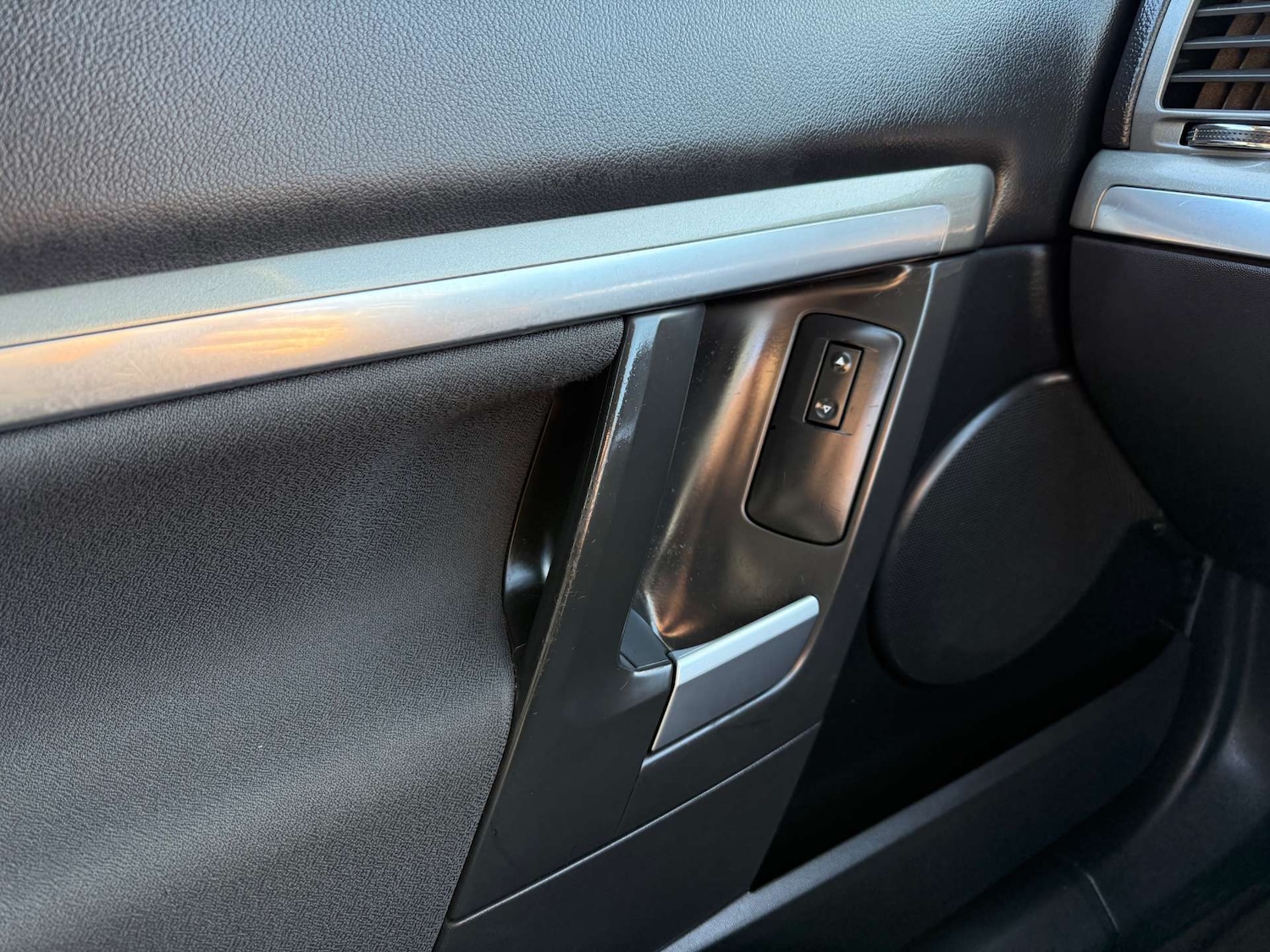 Used Vauxhall Vectra 2008 for sale - 78064643: Photo 49