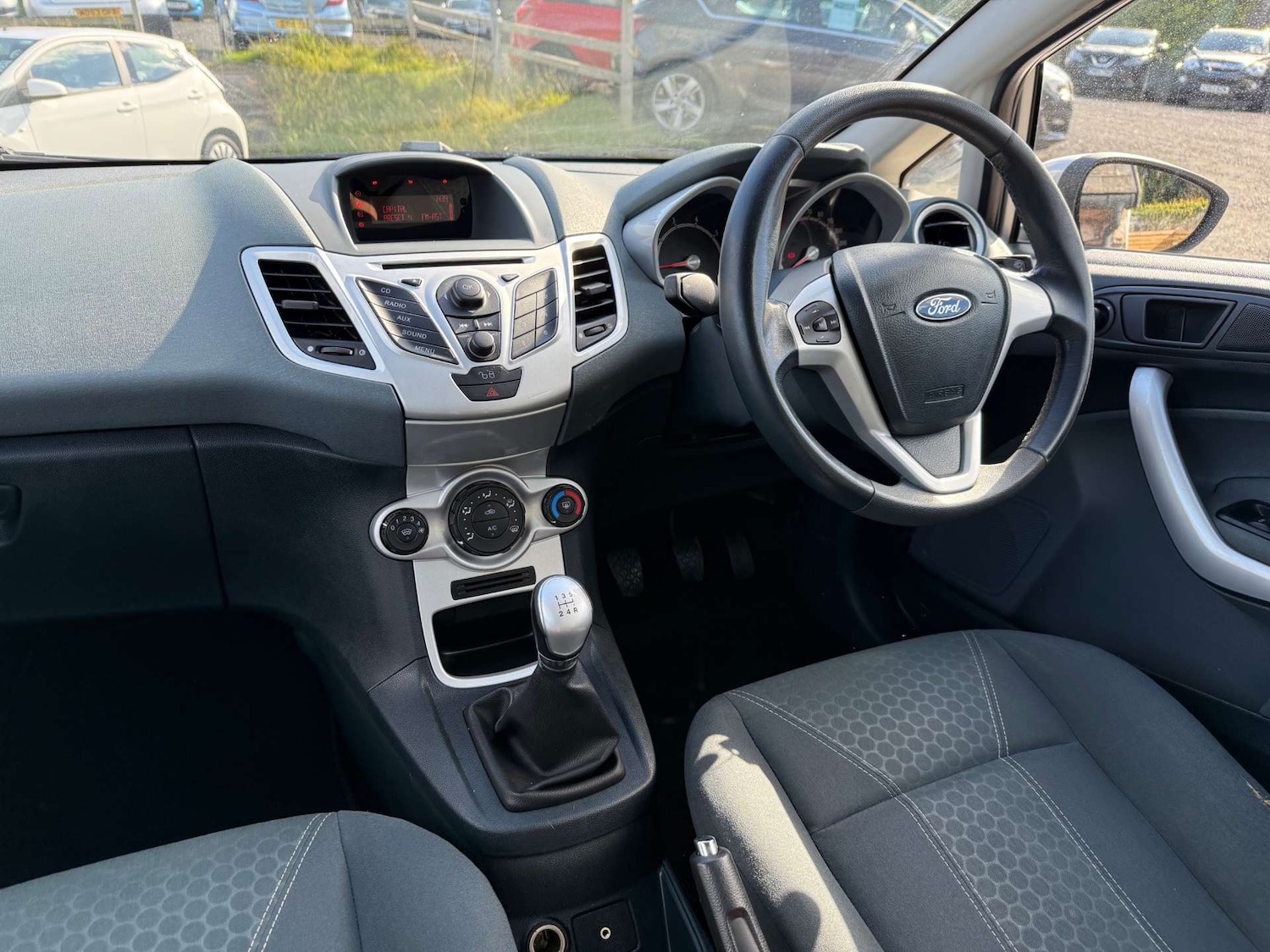 Used Ford Fiesta 2009 for sale - 76600756: Photo 26