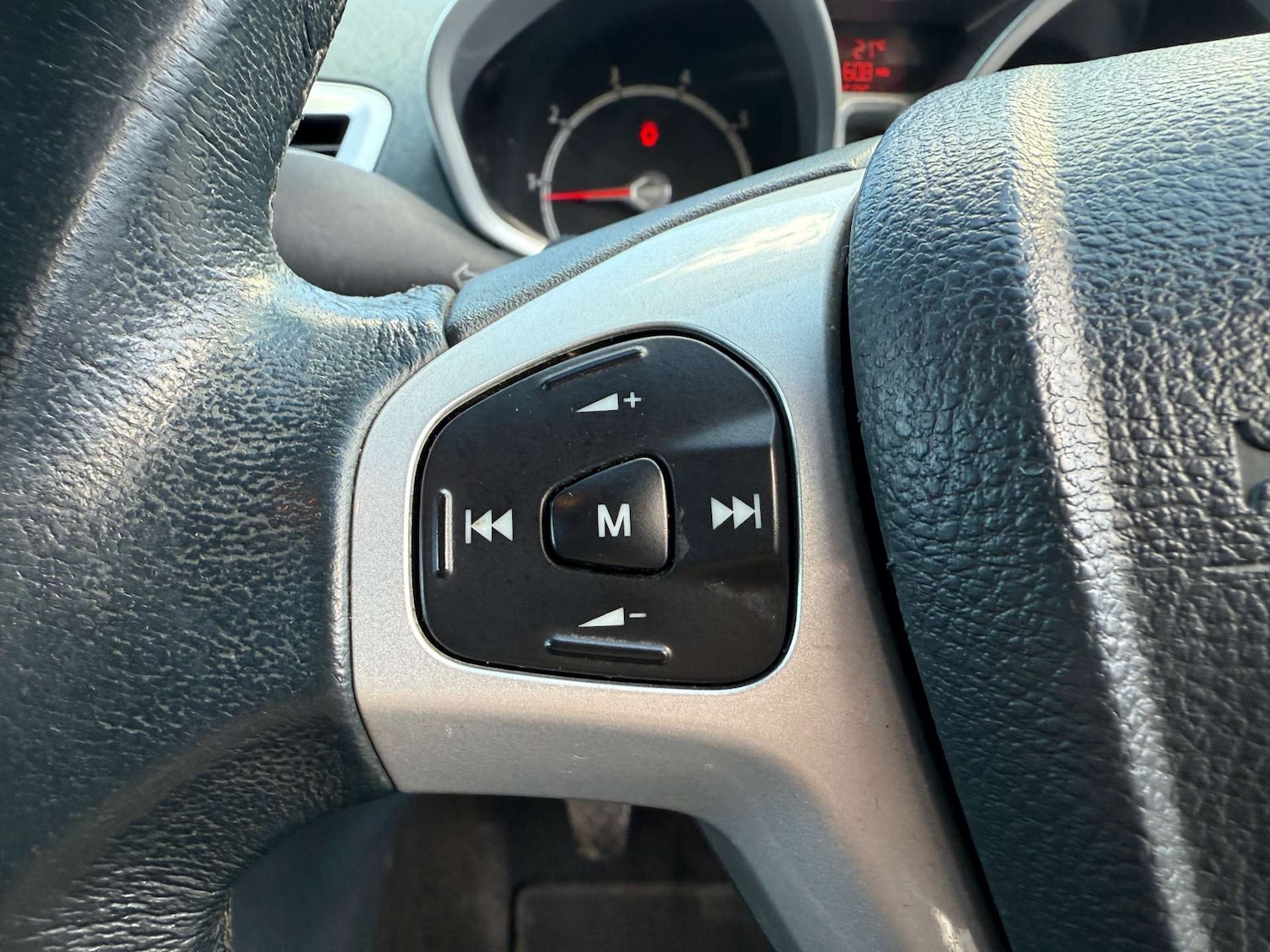 Used Ford Fiesta 2009 for sale - 76600756: Photo 30