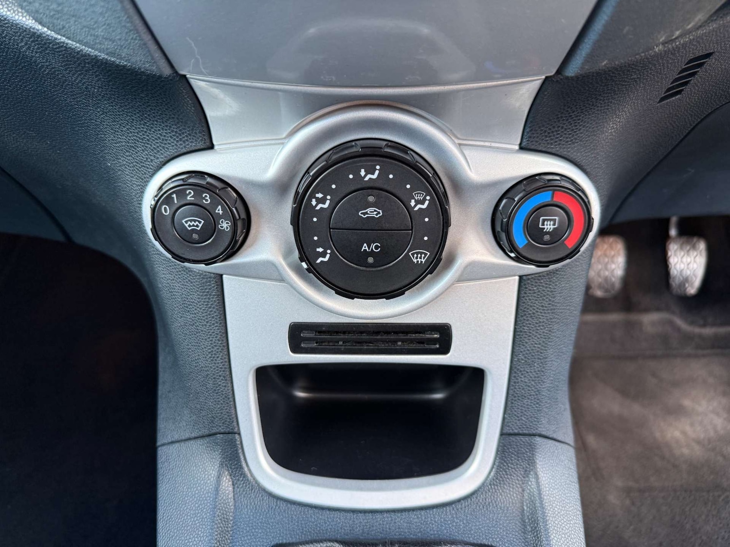 Used Ford Fiesta 2009 for sale - 76600756: Photo 36