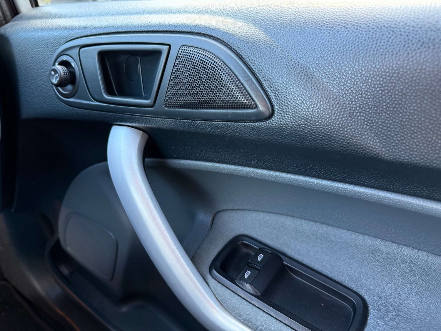 Used Ford Fiesta 2009 for sale - 76600756: Photo 40