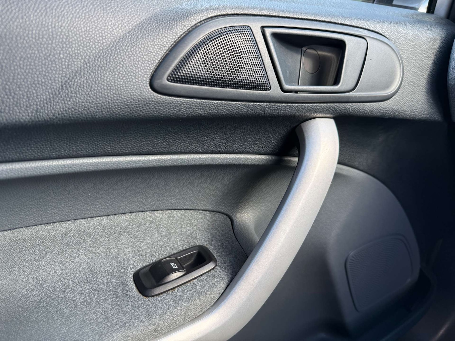 Used Ford Fiesta 2009 for sale - 76600756: Photo 41