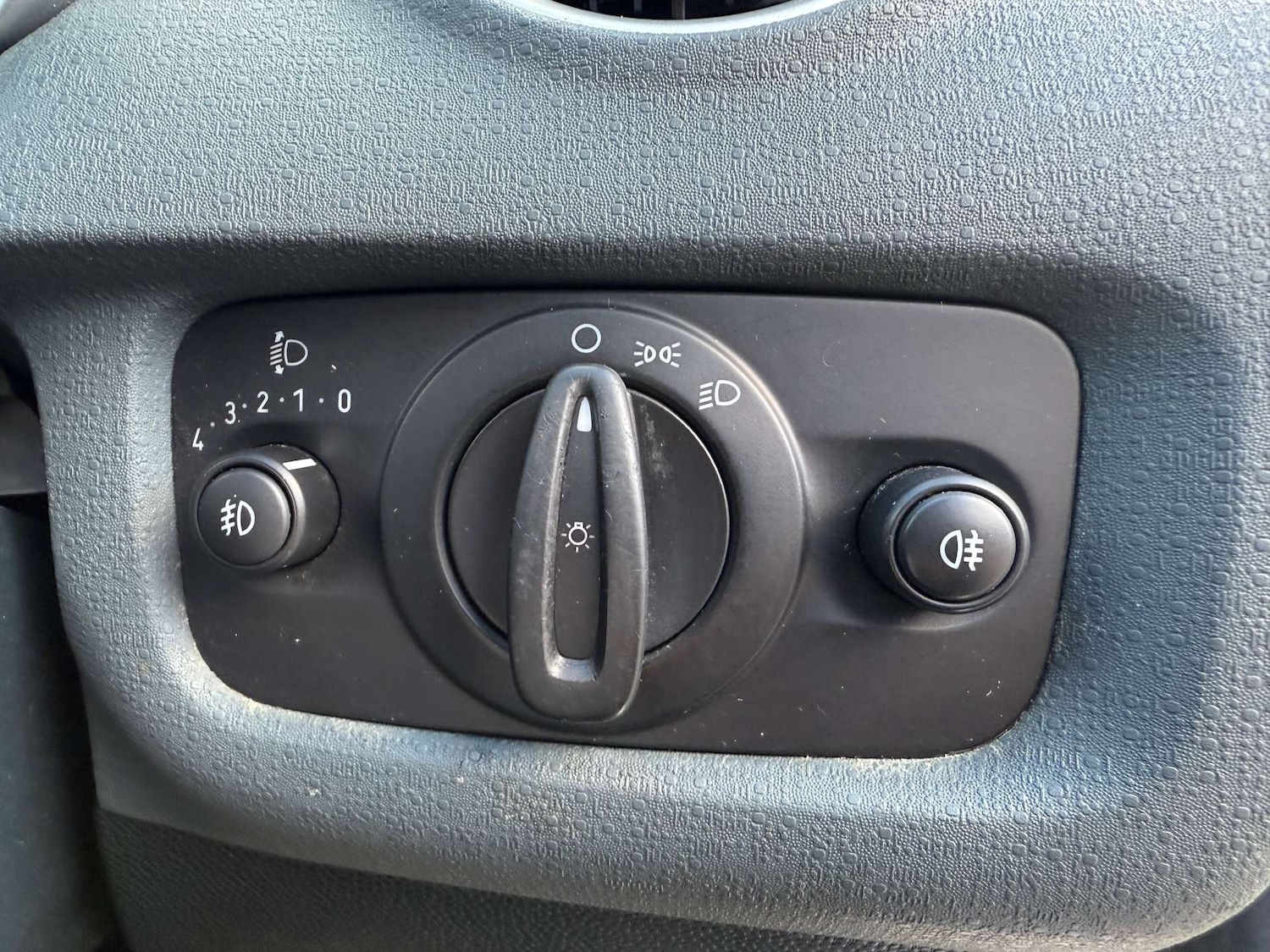 Used Ford Fiesta 2009 for sale - 76600756: Photo 42