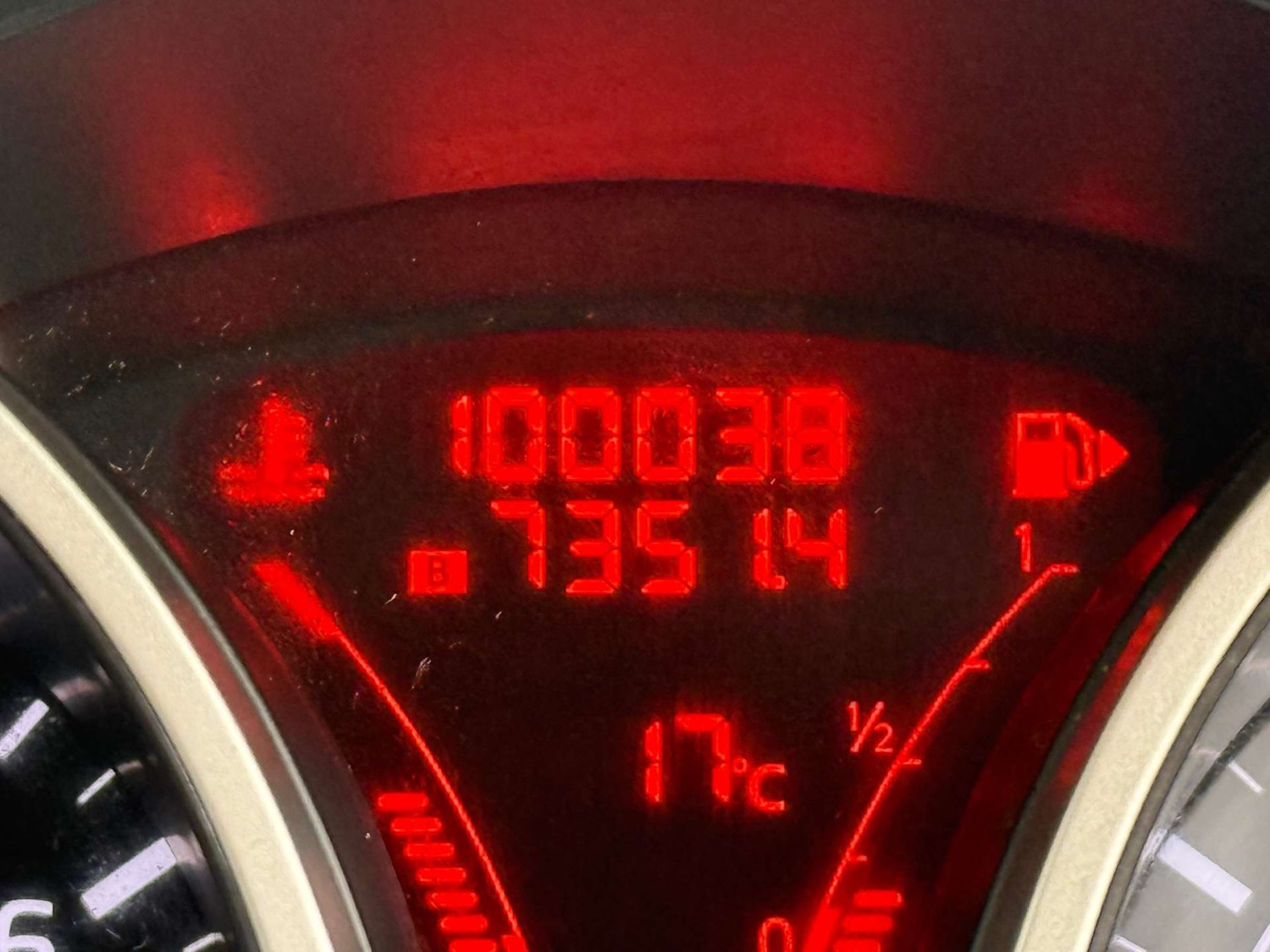 Used Nissan Juke 2012 for sale - 76601164: Photo 38