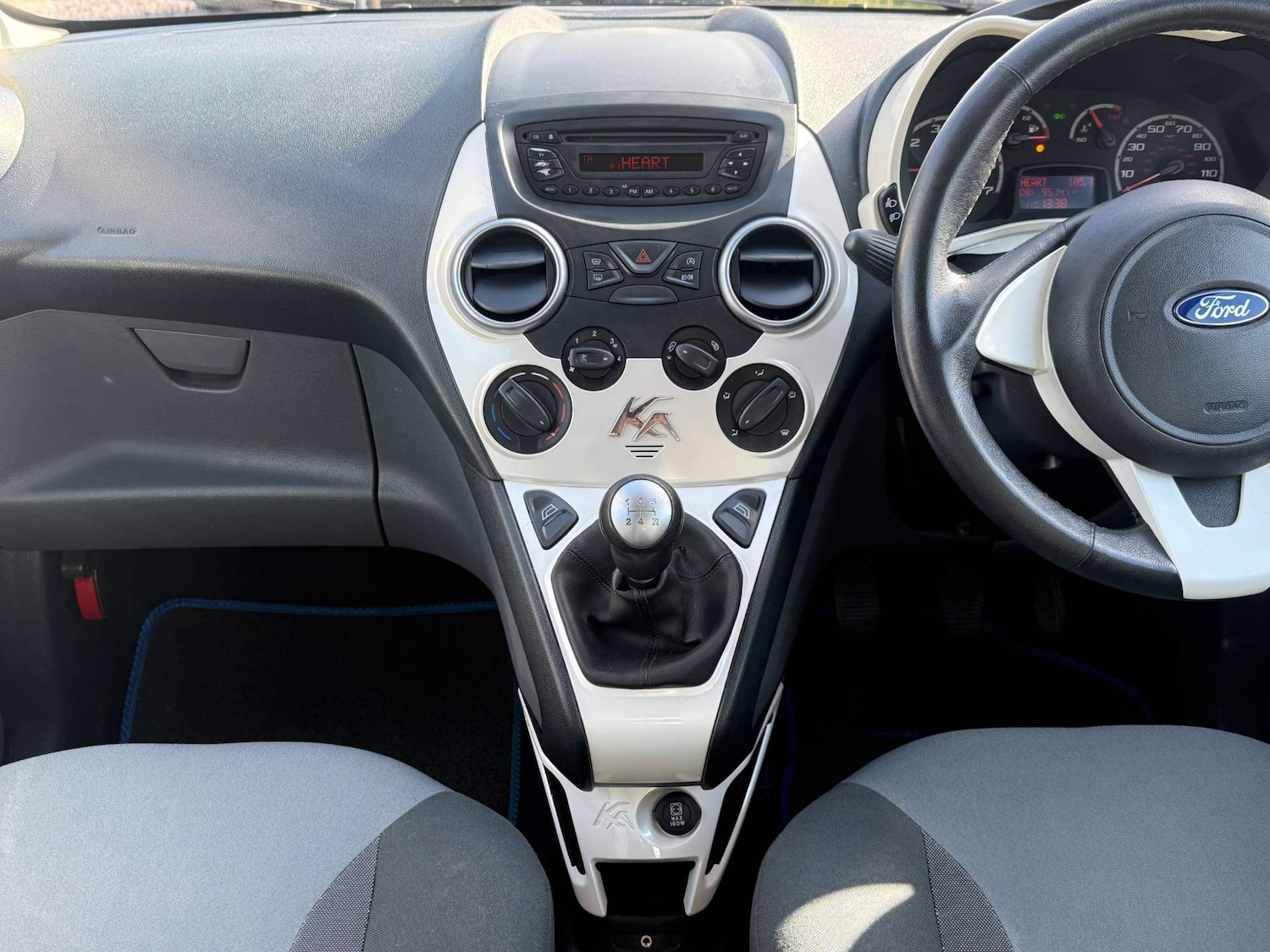 Used Ford Ka 2014 for sale - 77833236: Photo 32